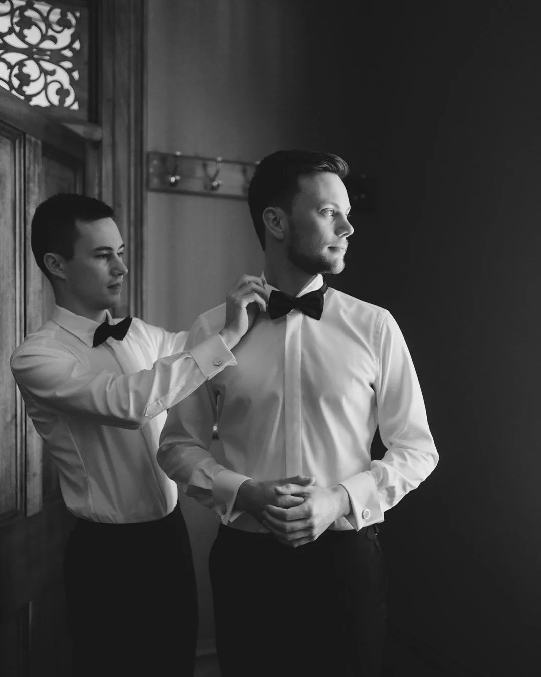 Some morning moments with the boys 🖤

.
#bridetobe #weddinginspo #tietheknot #weddingphotography #countrywedding #countryweddingphotographer #luxurywedding #destinationwedding  #realwedding #toowoombawedding #brisbanewedding #scenicrimwedding #goldc