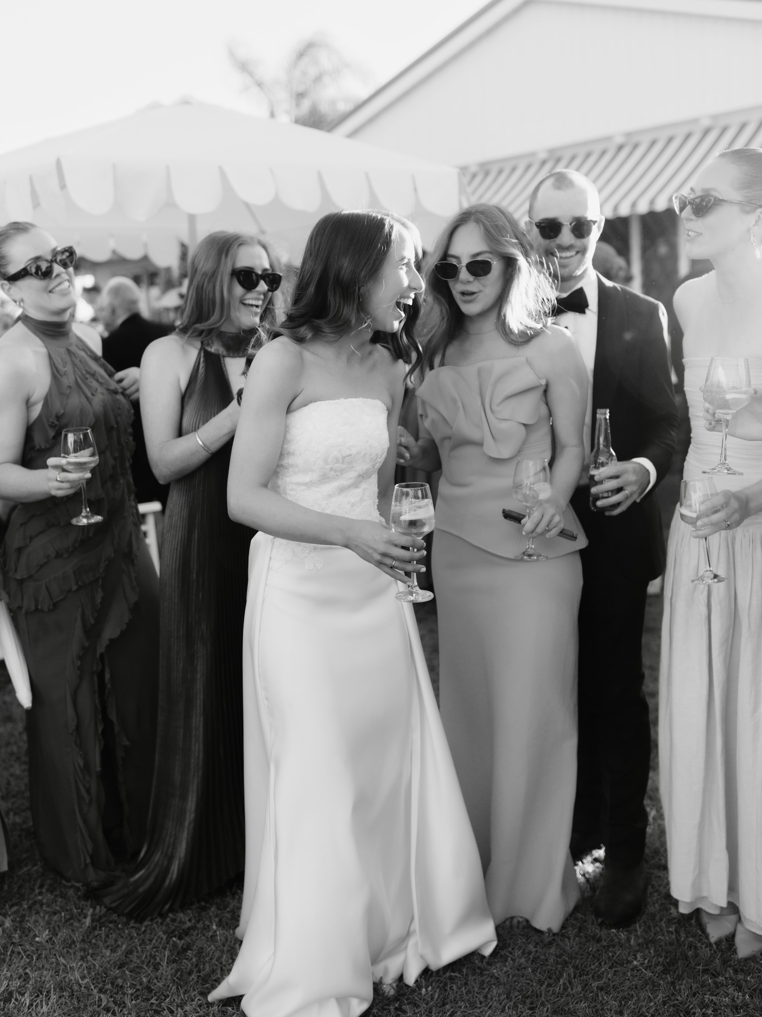 Cocktail hour with your besties. One of my most favourite parts of the day 🤍