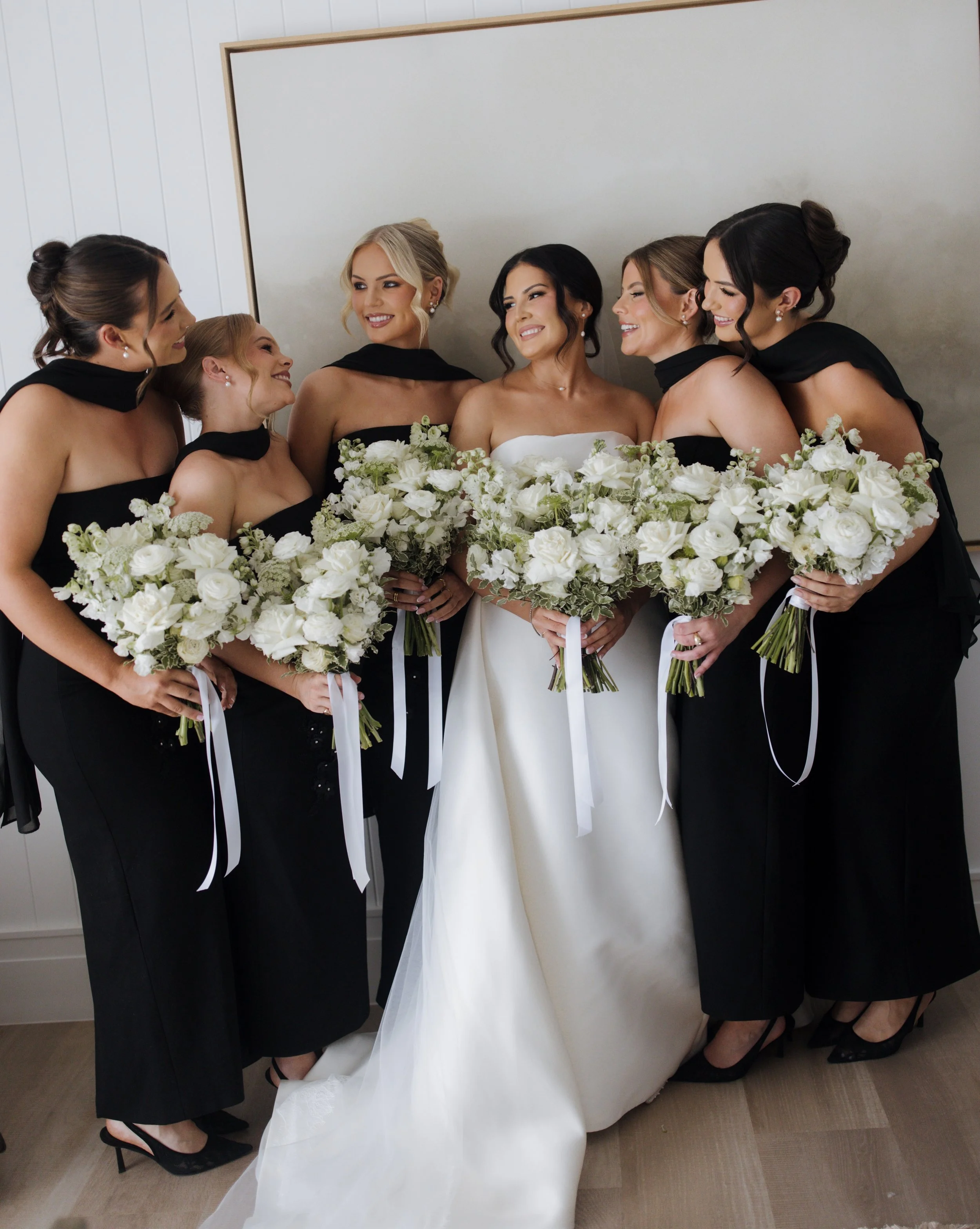 The sweetest gals 🌸

@kyhastudios
@spherebridalgallery 
@jessicaturich 
@museandmatrimony 
@sarahtakesasnap 
@jpthecelebrant 
@joshlewin_ 
@mua.charlottelily 
@maliskyehairandmakeupartistry 
@allure.floristry 
@simplystyleco 
@brownzbakes 
@carousel