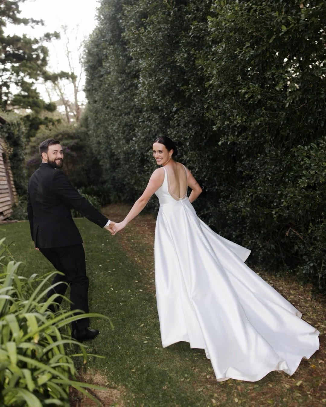 When your best friend sets you up with a boy at a country race day, the odds of you getting married are pretty high! Emma and Alex have added to that statistic, falling head over heels after that first meeting and their lives have been intertwined ev