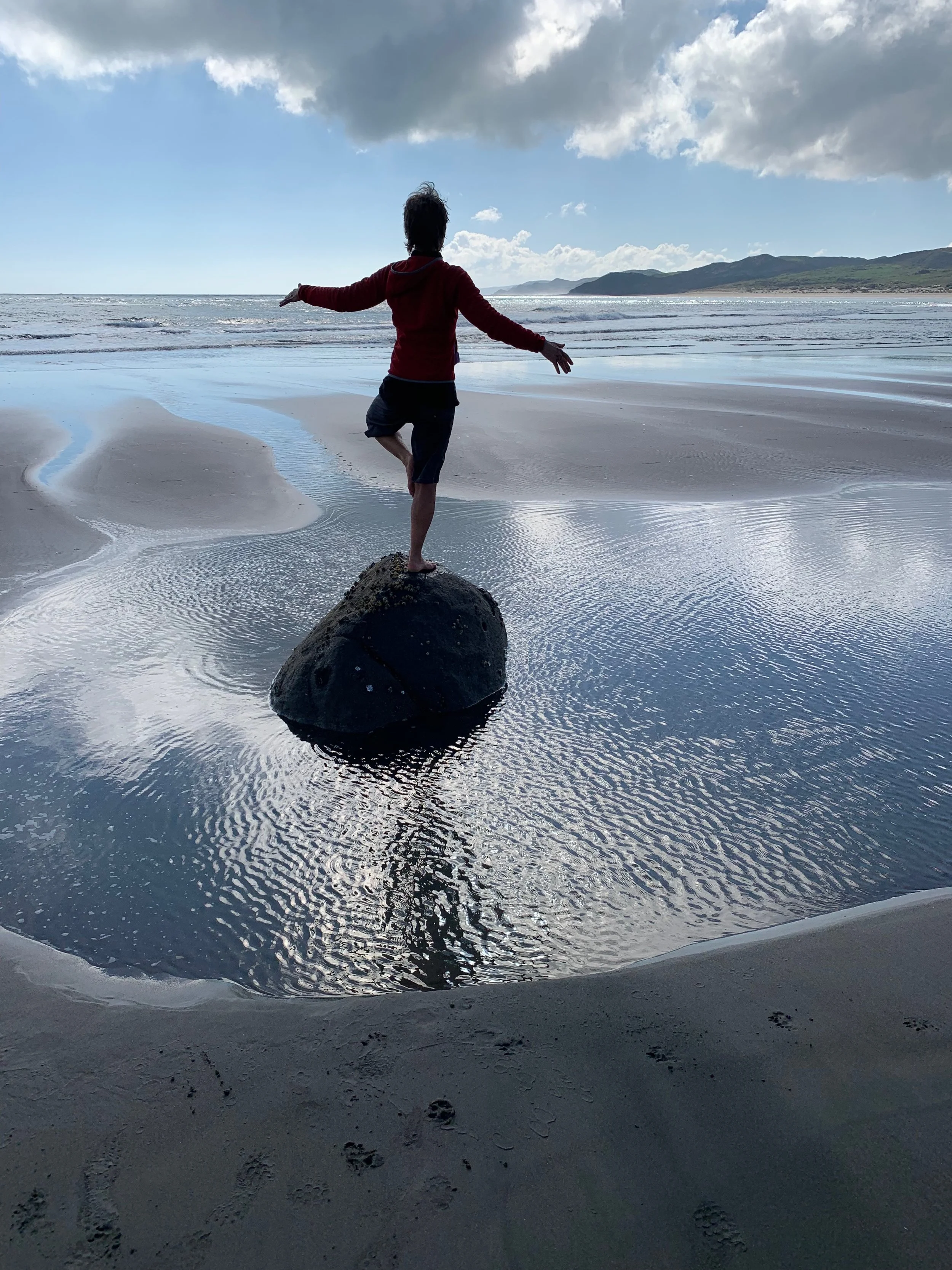 TUES am Hatha Yoga Balance and Ease (SOUTHSHORE)