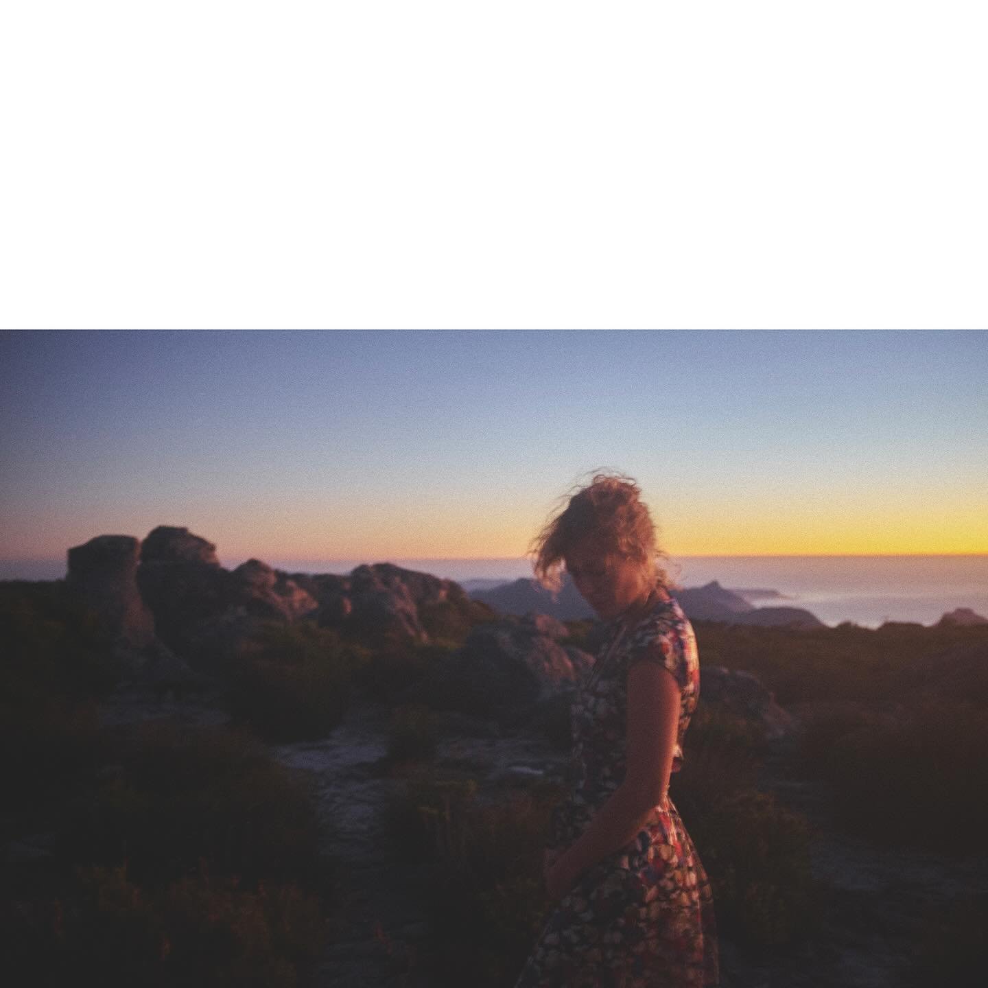 Sur le toit du monde #crepuscule @alexandramercuri
