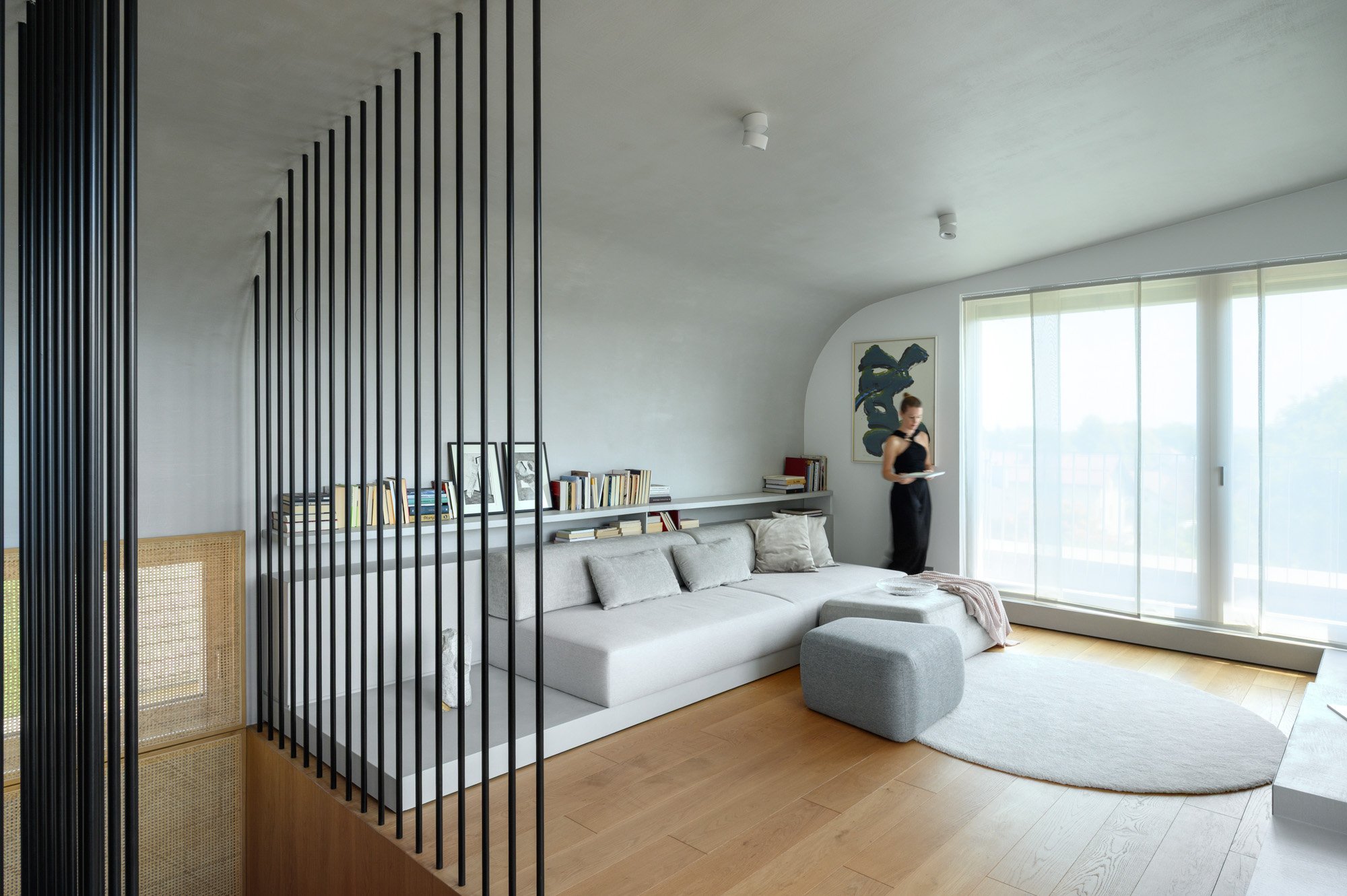apartment-beneath-the-mountain-2026-GAO-miran-kambic-WEB-2.jpg
