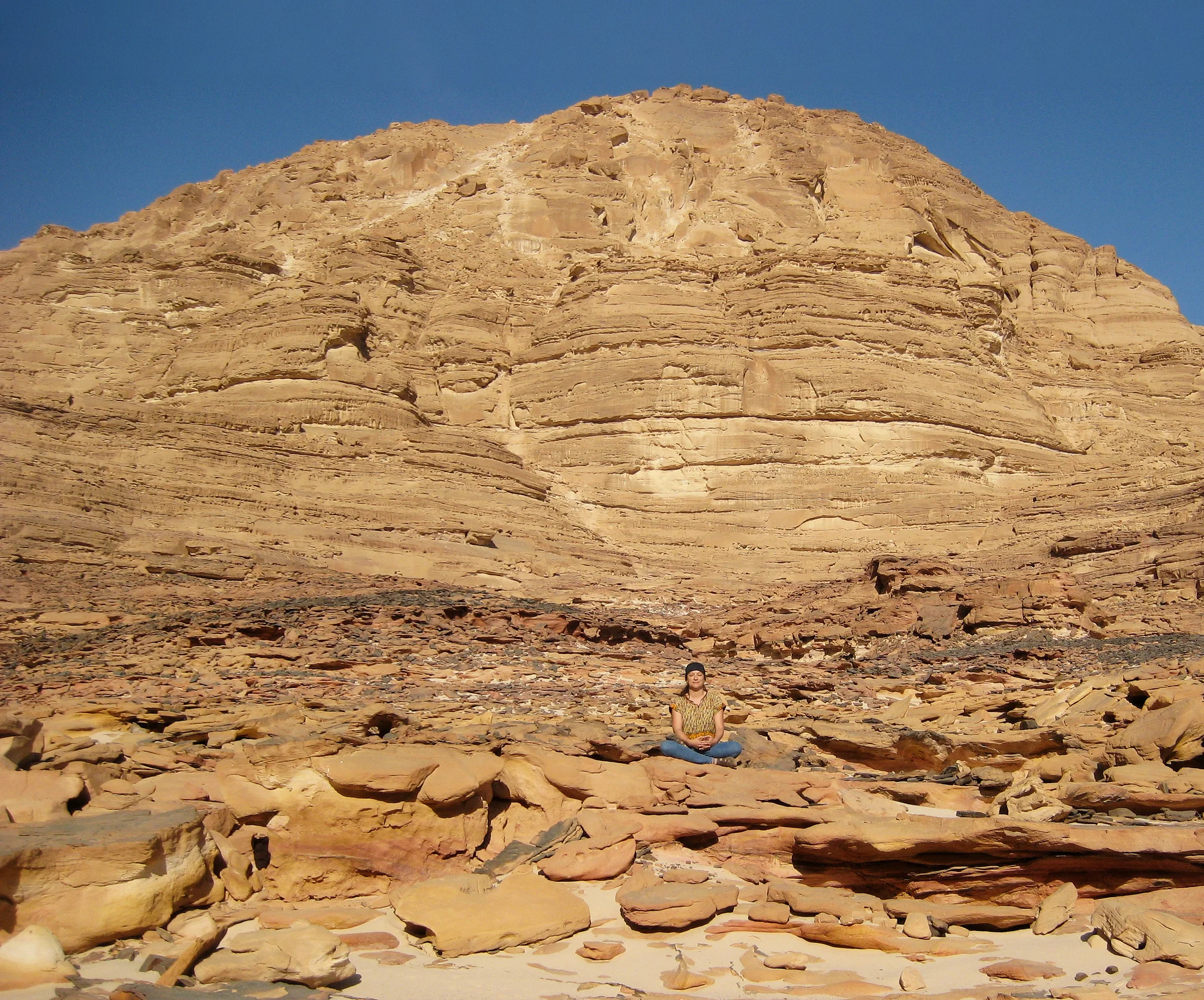 clau_chi_desert.jpg