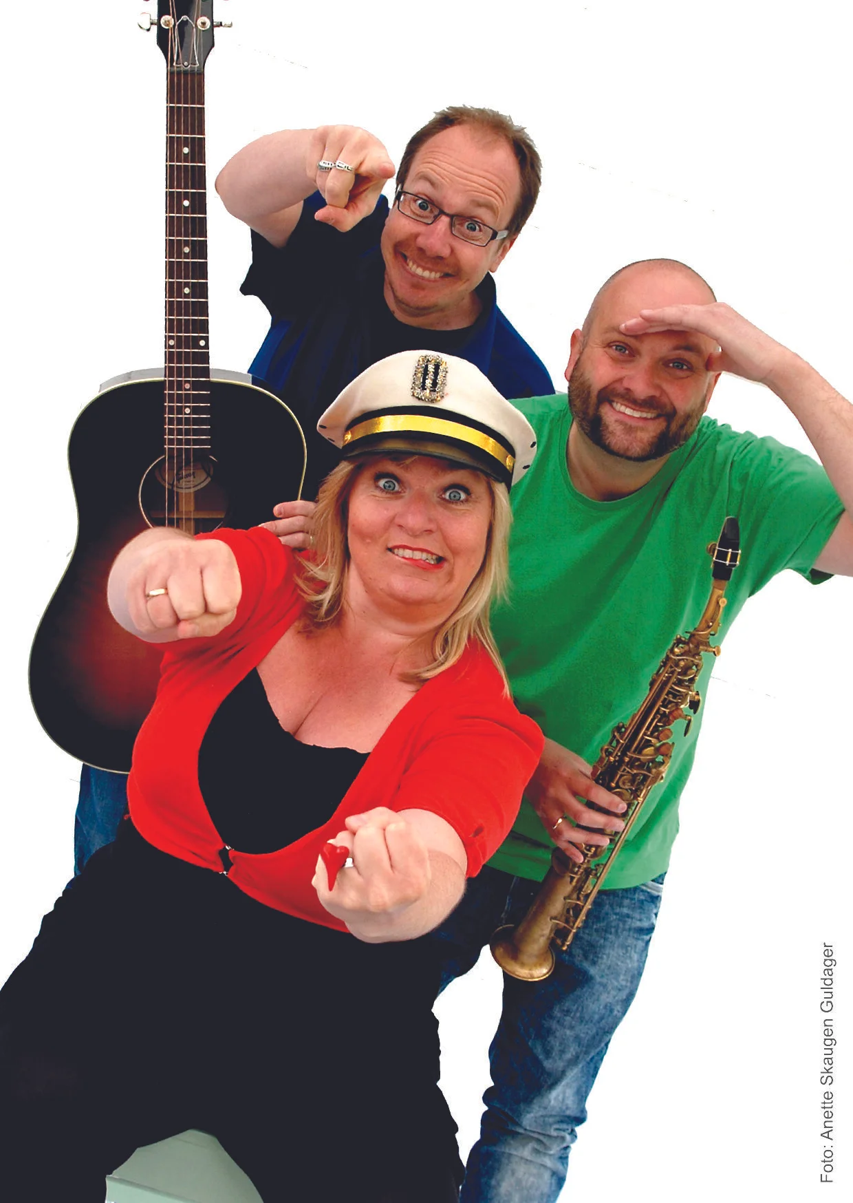 SMÅTING består av Erik Damberg - gitar, André Kassen - saksofon og Ingrid Nåvik Grønlund - sang. Foto: Anette S Guldager
