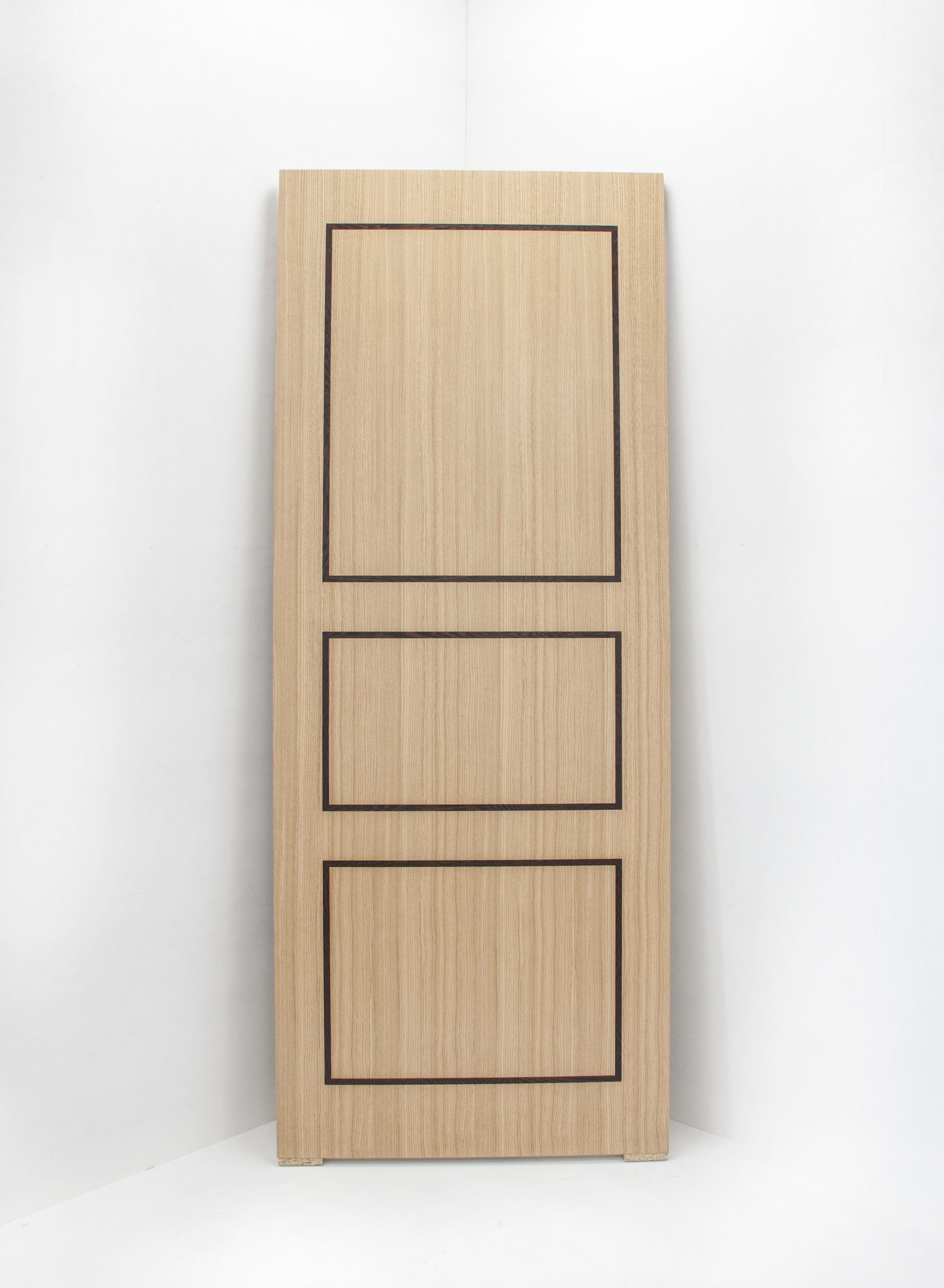 Quarter Cut European Oak door with Wenge inlay