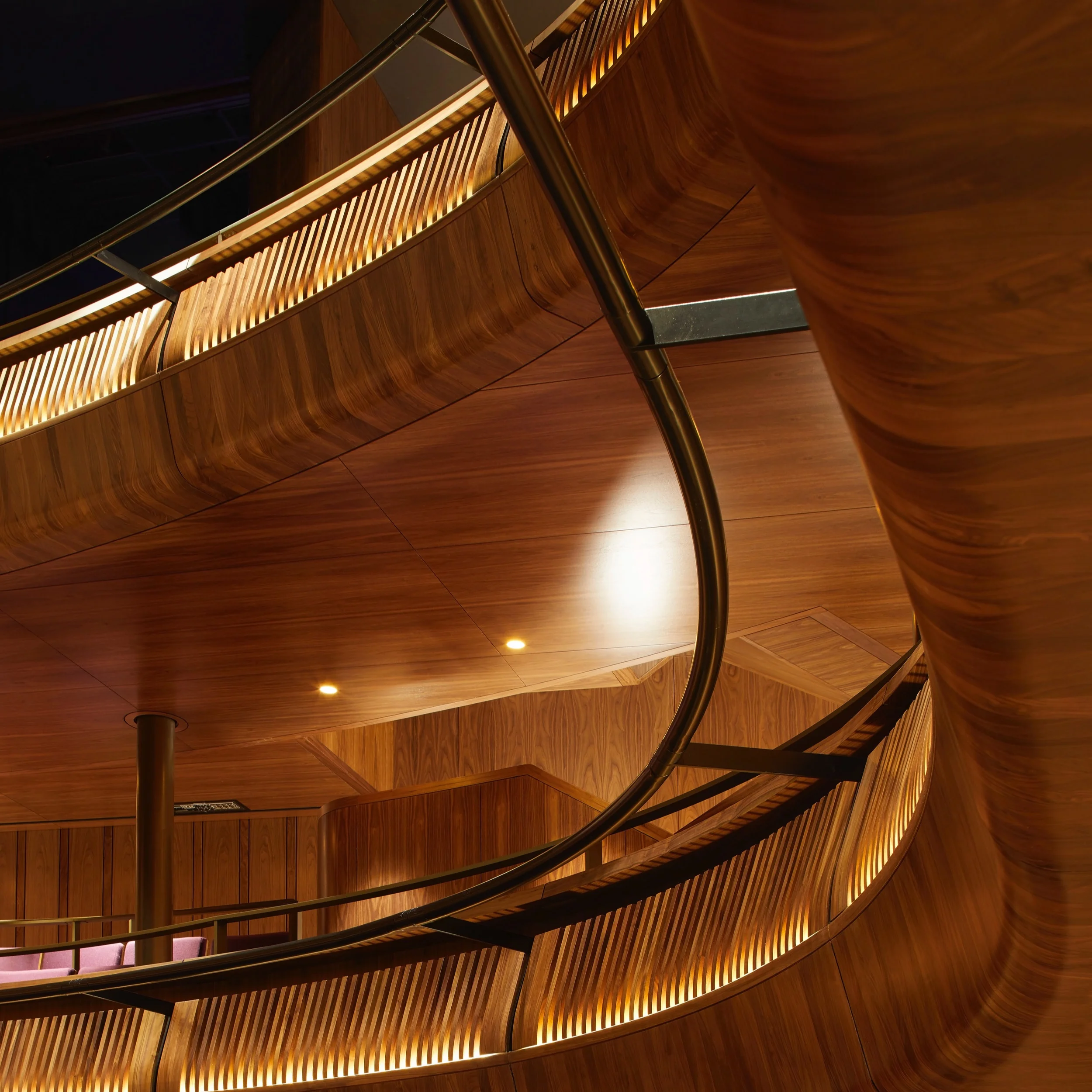 The+Royal+Opera+House%27s+redesigned+Linbury+Theatre+%C2%A9Hufton%2BCrow_004_.jpg