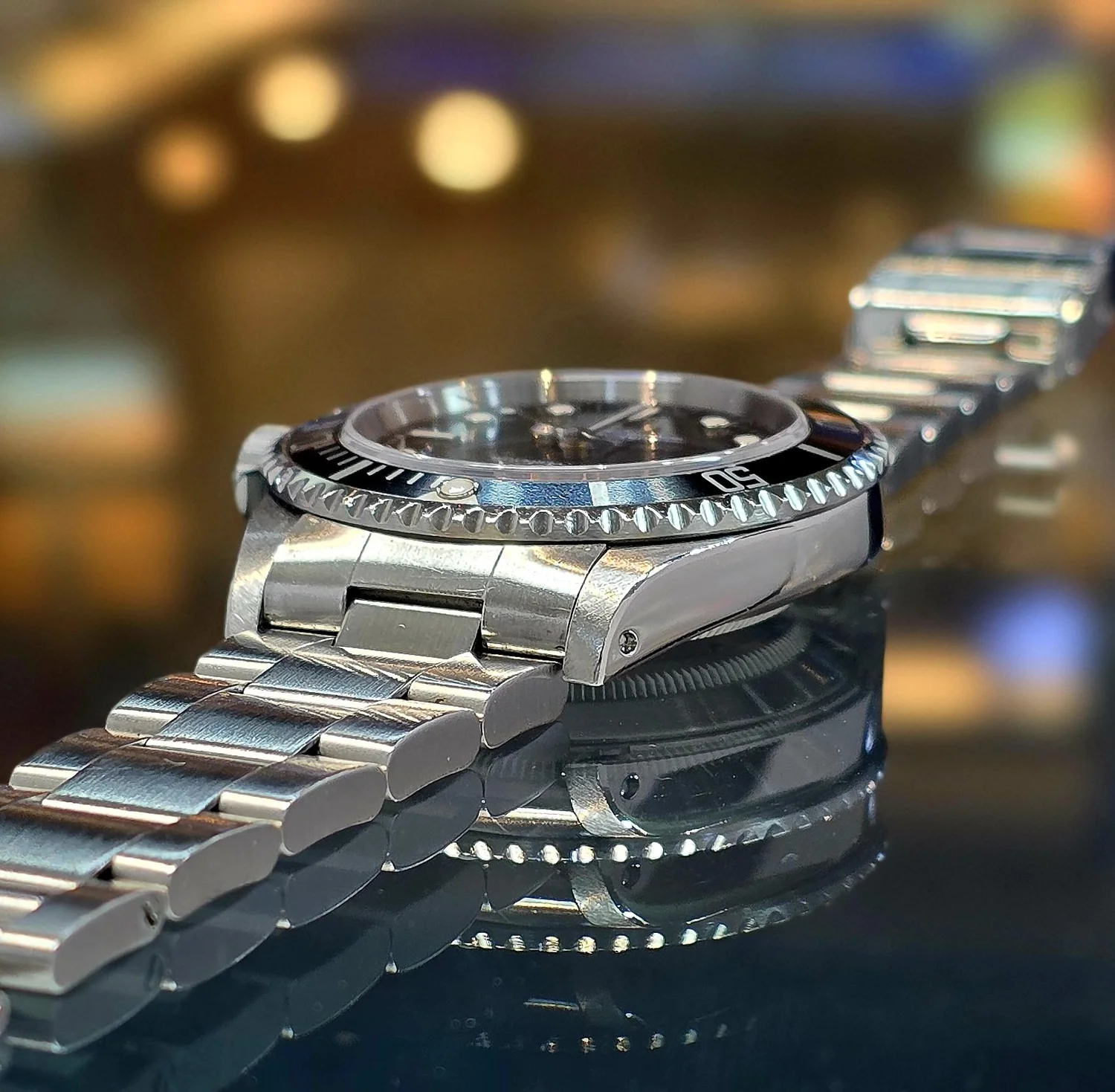 2000 Rolex Submariner 14060 with Japan Certificate & Box — VD 