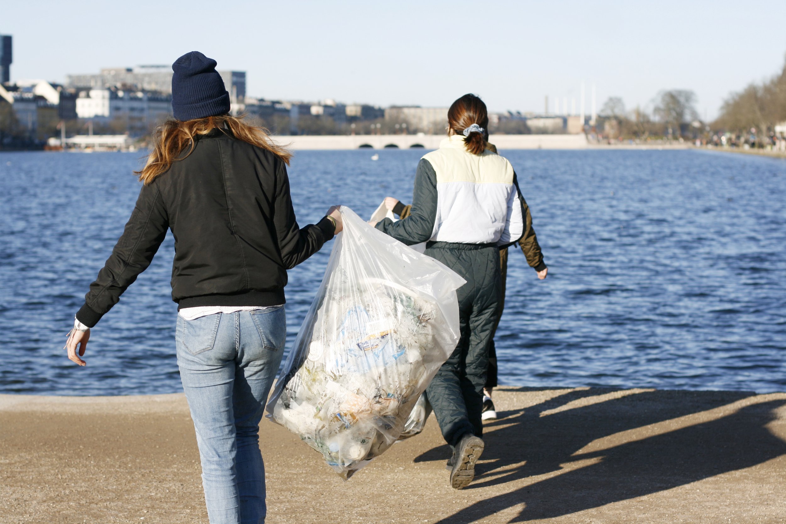 Cleanup at the Copenhagen Lakes - NOW x Arbejdermuseet