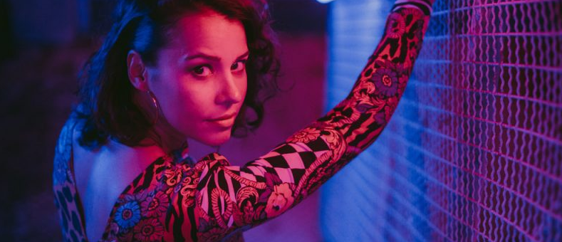 CHANSON SÉGA / TINE POPPY / PARADOX