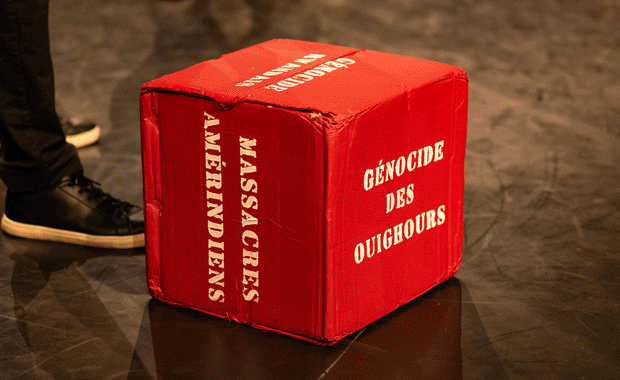 La pièce dont tu es le nigaud