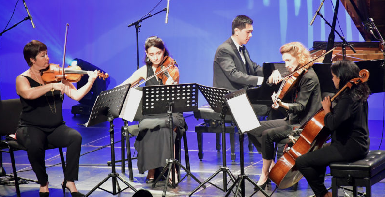 CONCERT / CLASSIQUE / MOZART & CHOPIN