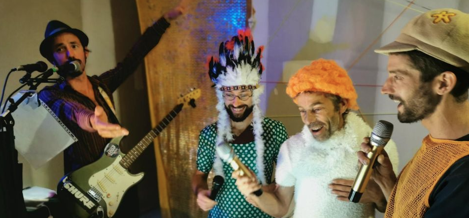 CONCERT &amp; KARAOKÉ / GADJO NIILO ET SON KARAOKÉ DÉJANTÉ