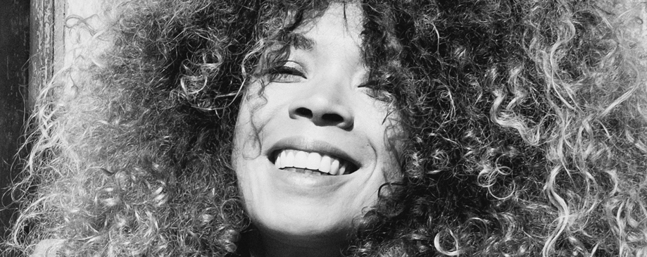 FLAVIA COELHO SOUND SYSTEM (1° PARTIE: MOUVMAN ALÉ)