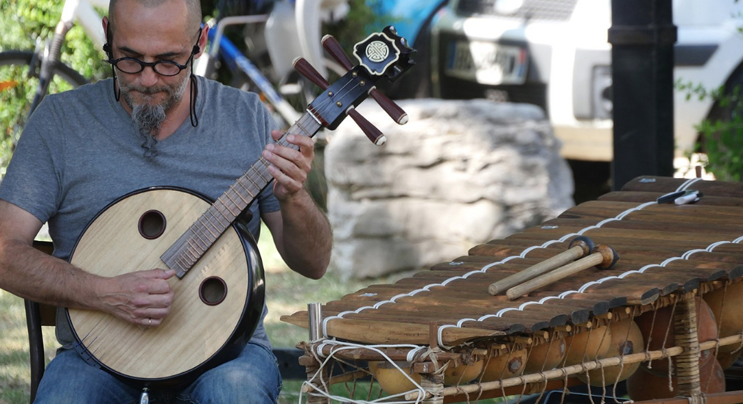 CIE LA BELLE PAGAILLE / BLEU COMME LA FEUILLE DE L'ARBRE