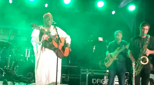 WORLD MUSIC / CHAKIRES & OULANGA