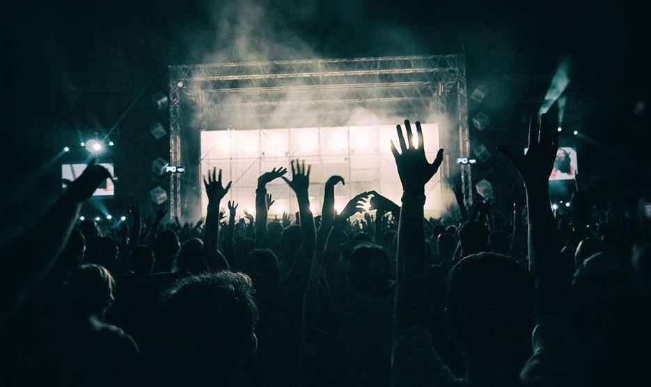 ROCK / TINNITUS + THEE ORLANDO'S