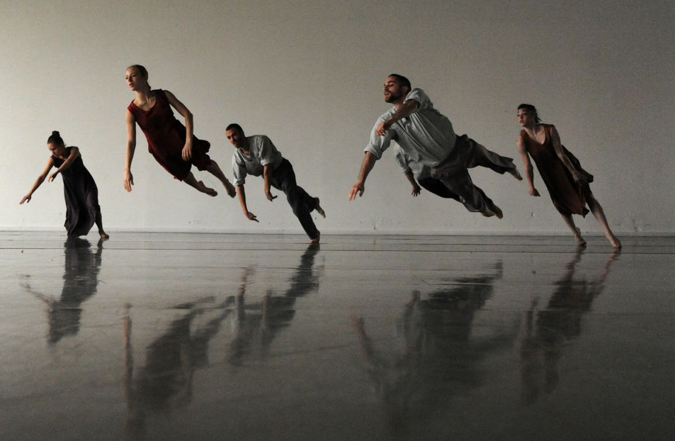 KAZADOC / MR GAGA, SUR LES PAS D'OHAD NAHARIN