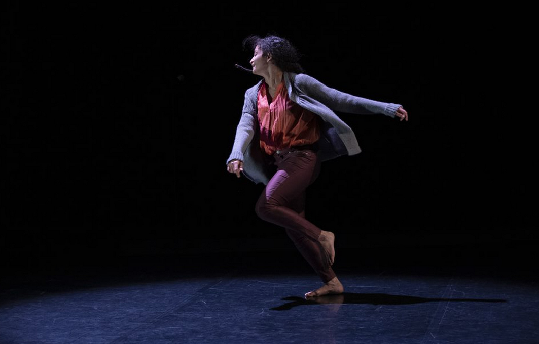 cie yann lheureux / kiss and fly