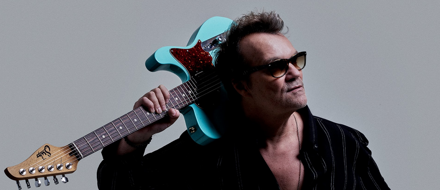 ROCK / AXEL BAUER