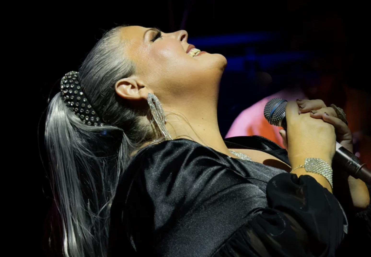 NICOLE DAMBREVILLE / 30 ANS, JE CONTINUERAI (10-16-20€)