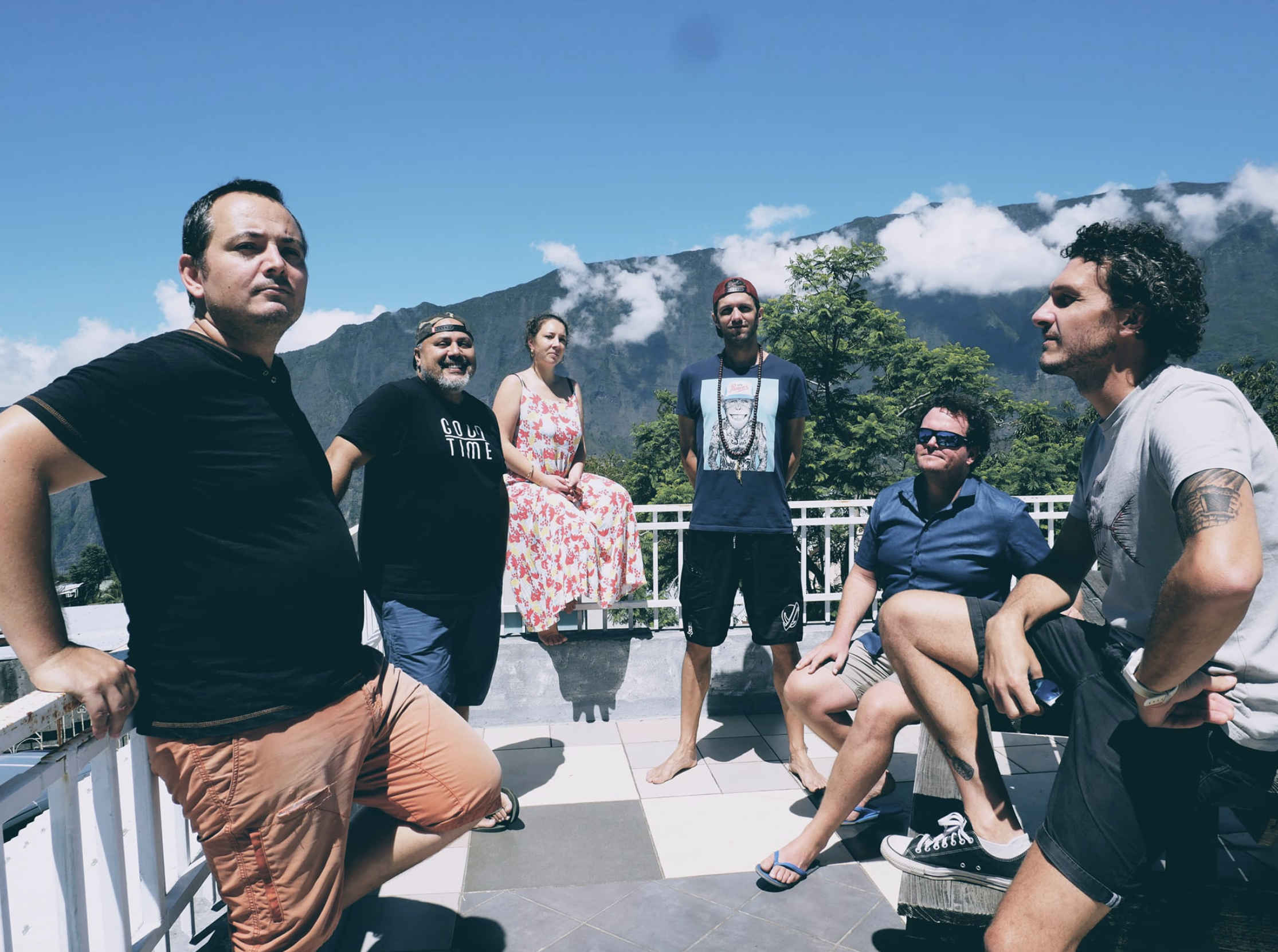 CHANSON FRANÇAISE / LES AMIS DÉPRESSIFS (PRIX LIBRE)