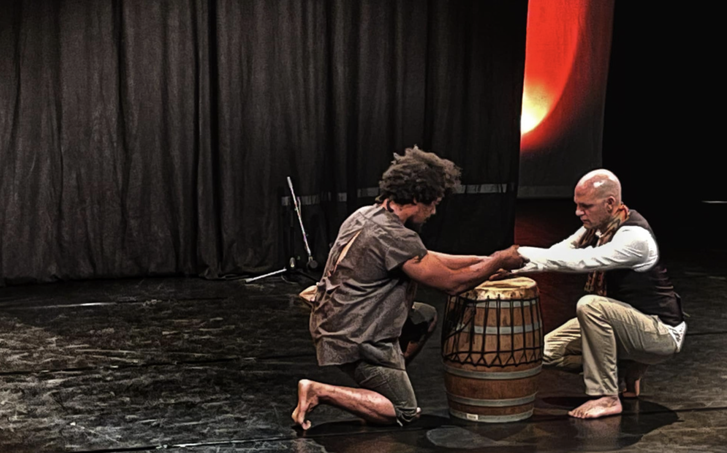 THÉÂTRE BAZAR / AKOZ PA (6-10€)