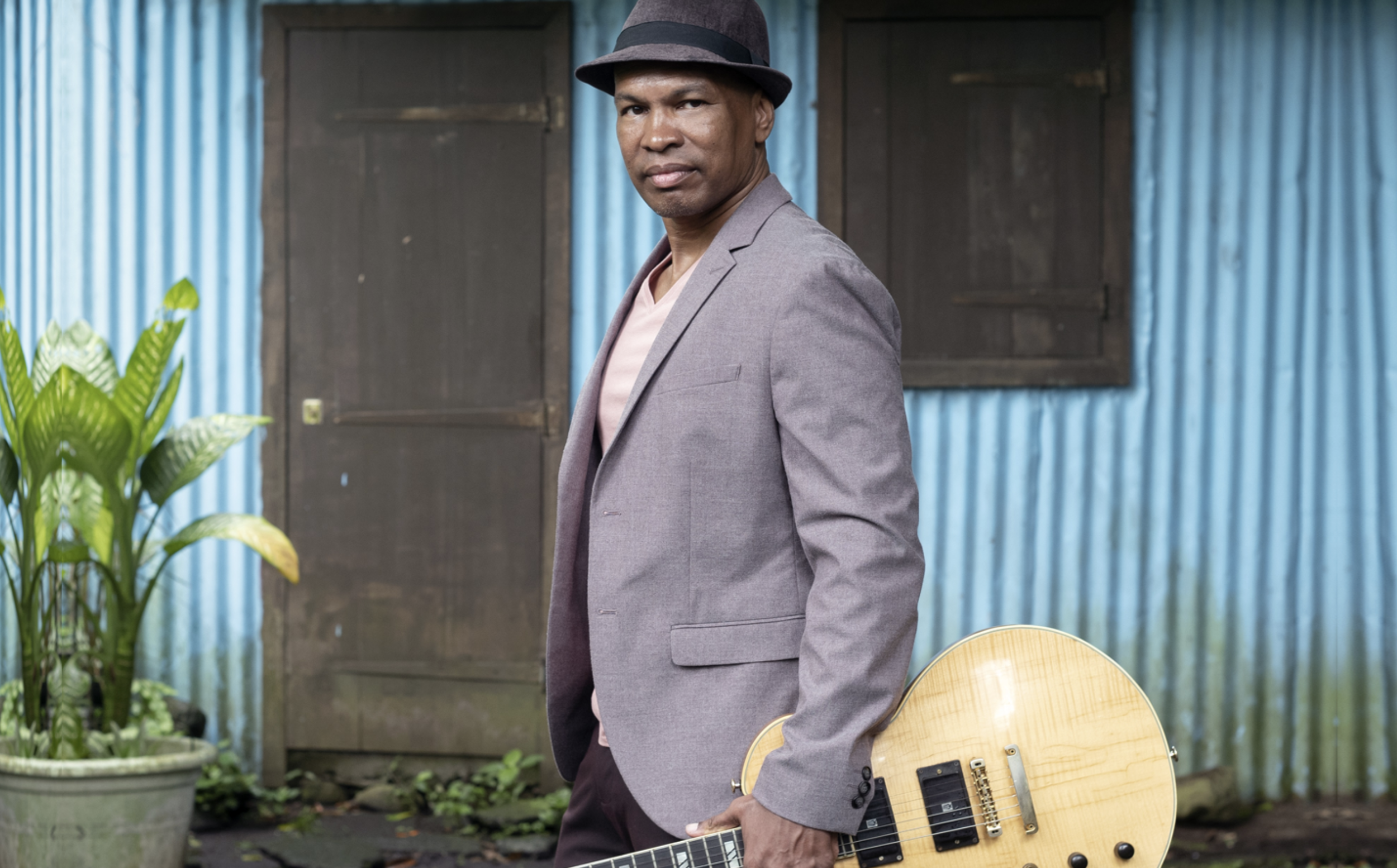 CHANSON RÉUNIONNAISE / DAVY SICARD / KAFÉ GRIYÉ (10€)