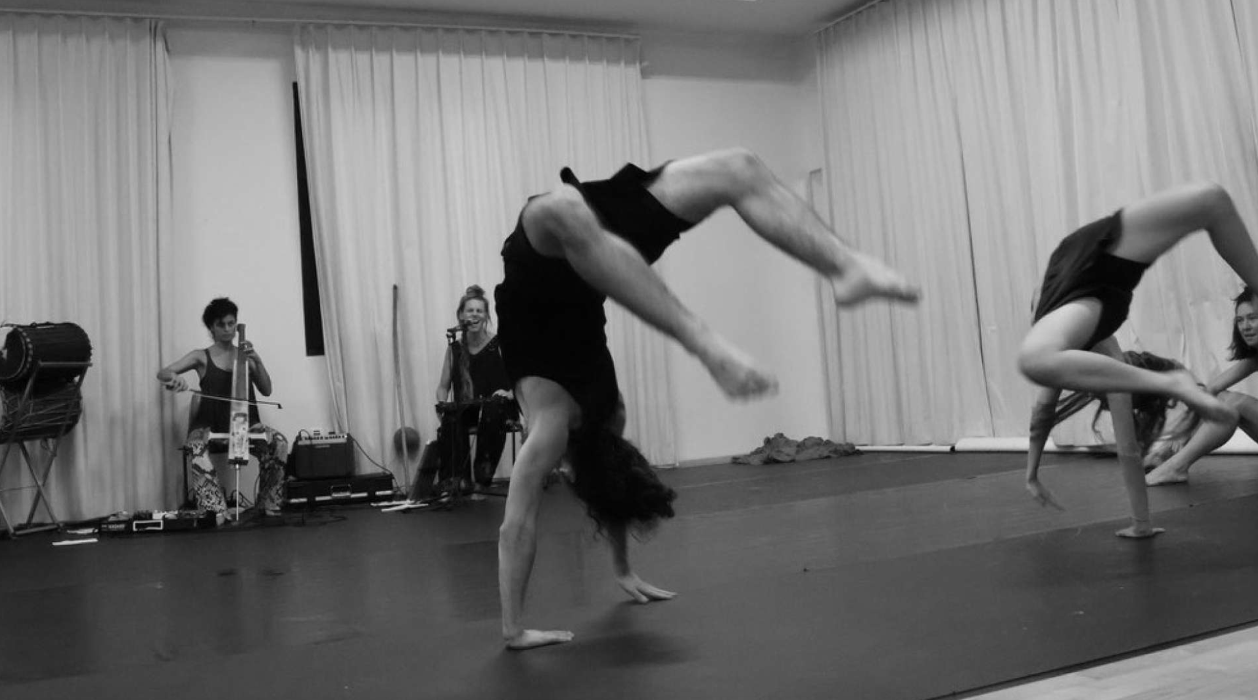 FESTIVAL SOUFFLE O.I #5 / CIE VÉRONIQUE ASENCIO (RÉUNION) / SAMIR... LA VIE EST BELLE (0-2-6-8-10-12-18-25€)