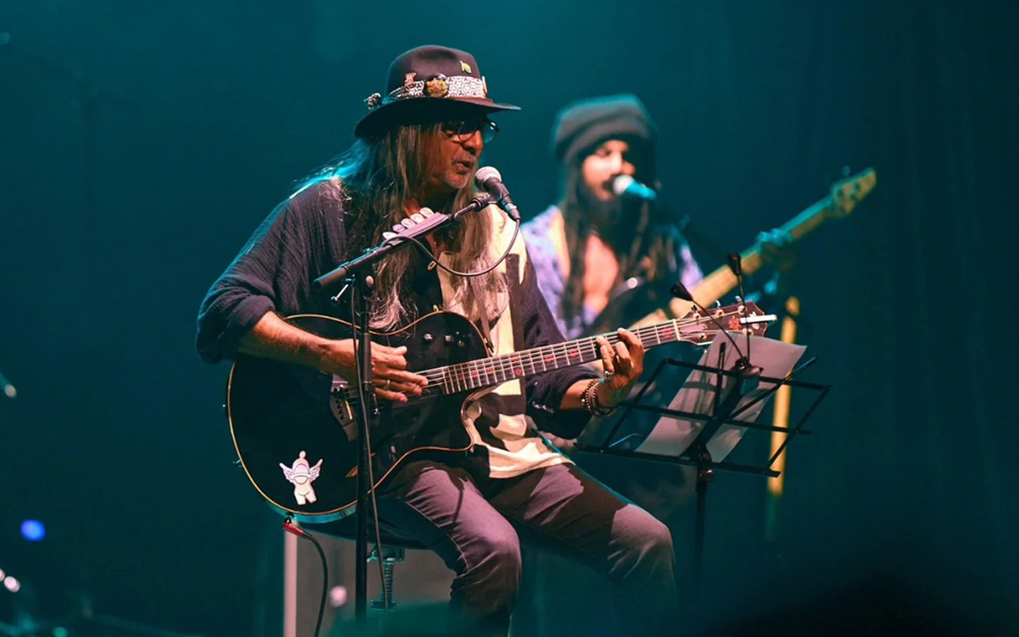 CHANSON REUNIONNAISE / ZISKAKAN / WALEIKOUMSHALOM (10-12-13-14€)