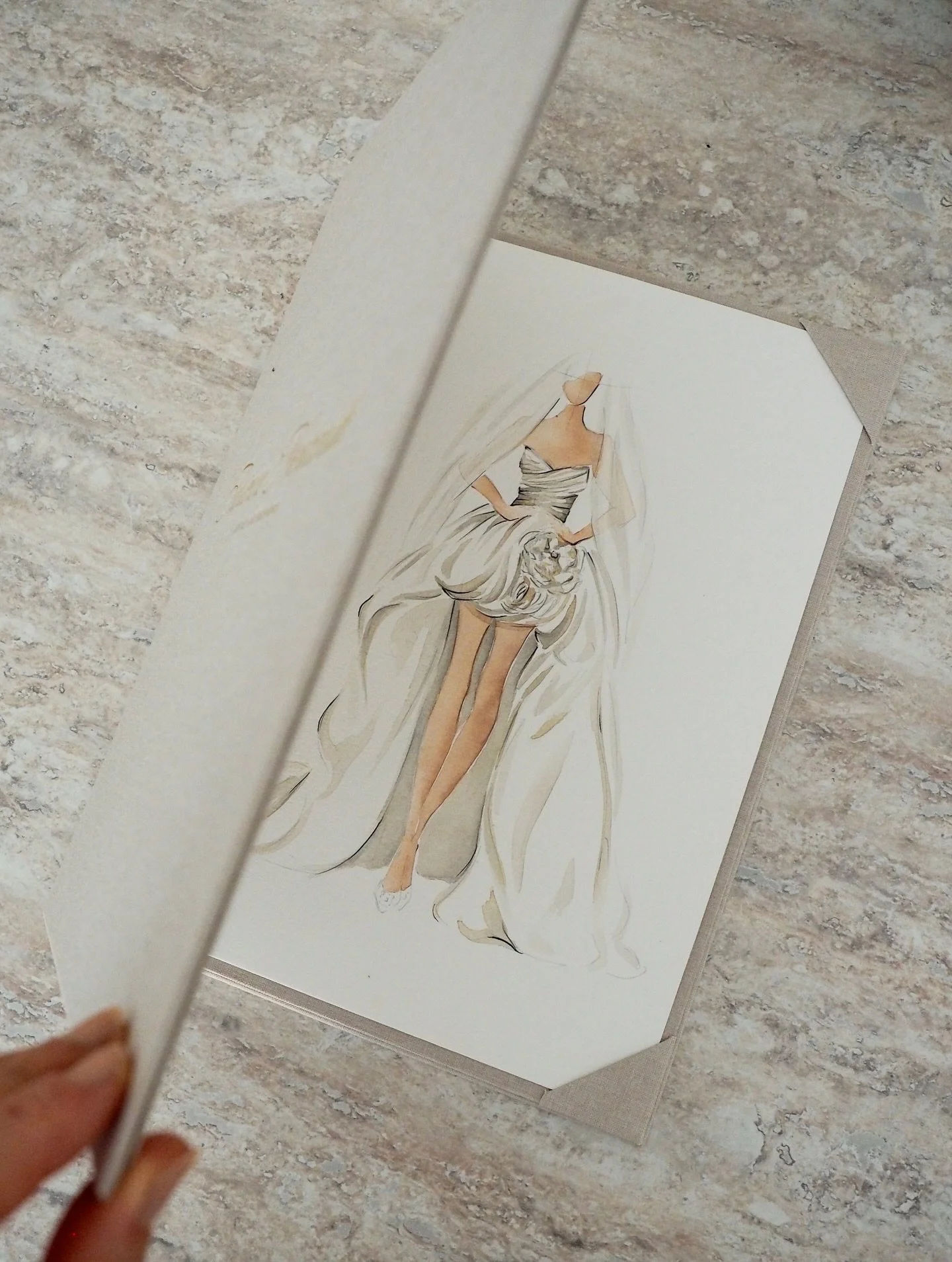 @moniquelhuillier still one of my favourites! ✨

#bridalgift #bridalart #weddingdressillustration #bridetobe #moniquelhuillier