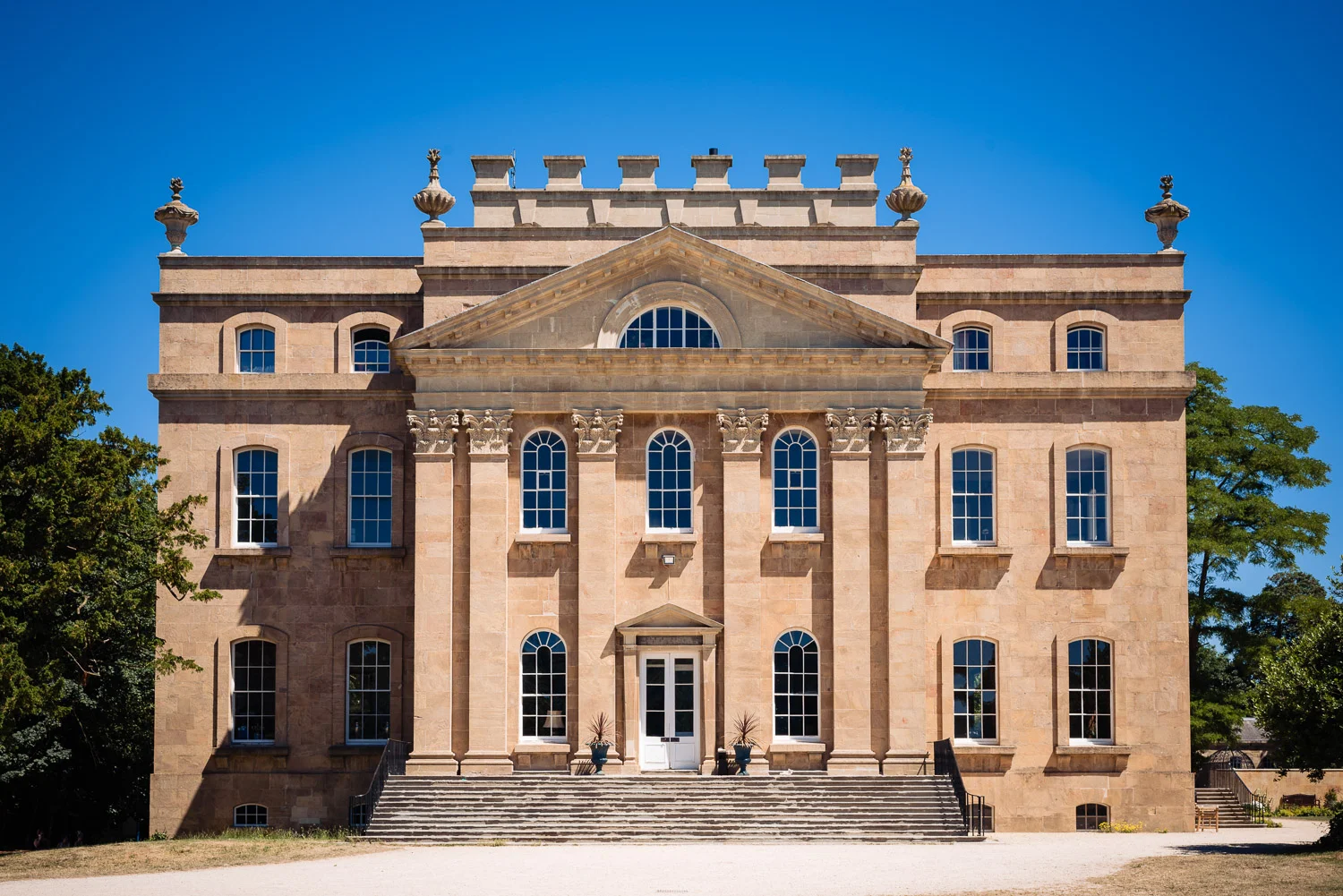 Exterior photograph of Kings Weston House