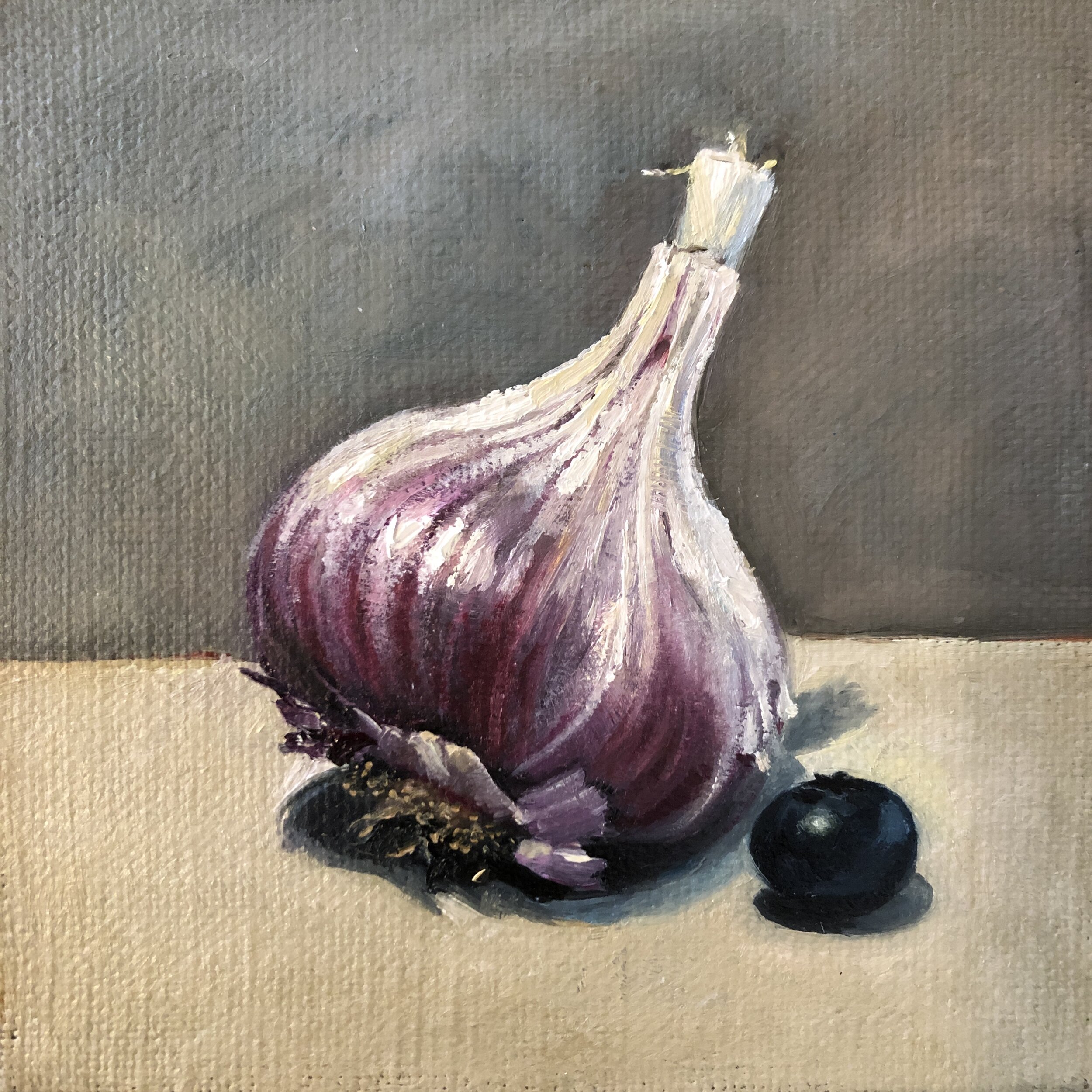 Garlic with blueberry