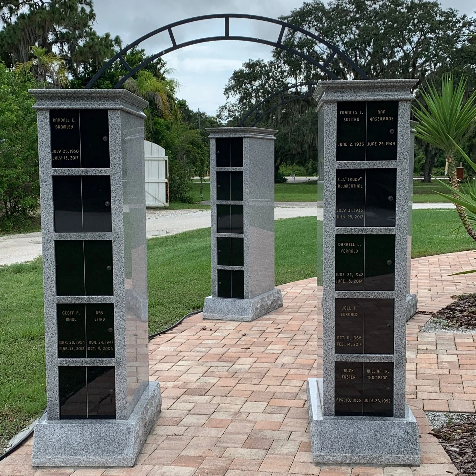 memorial+garden.jpg