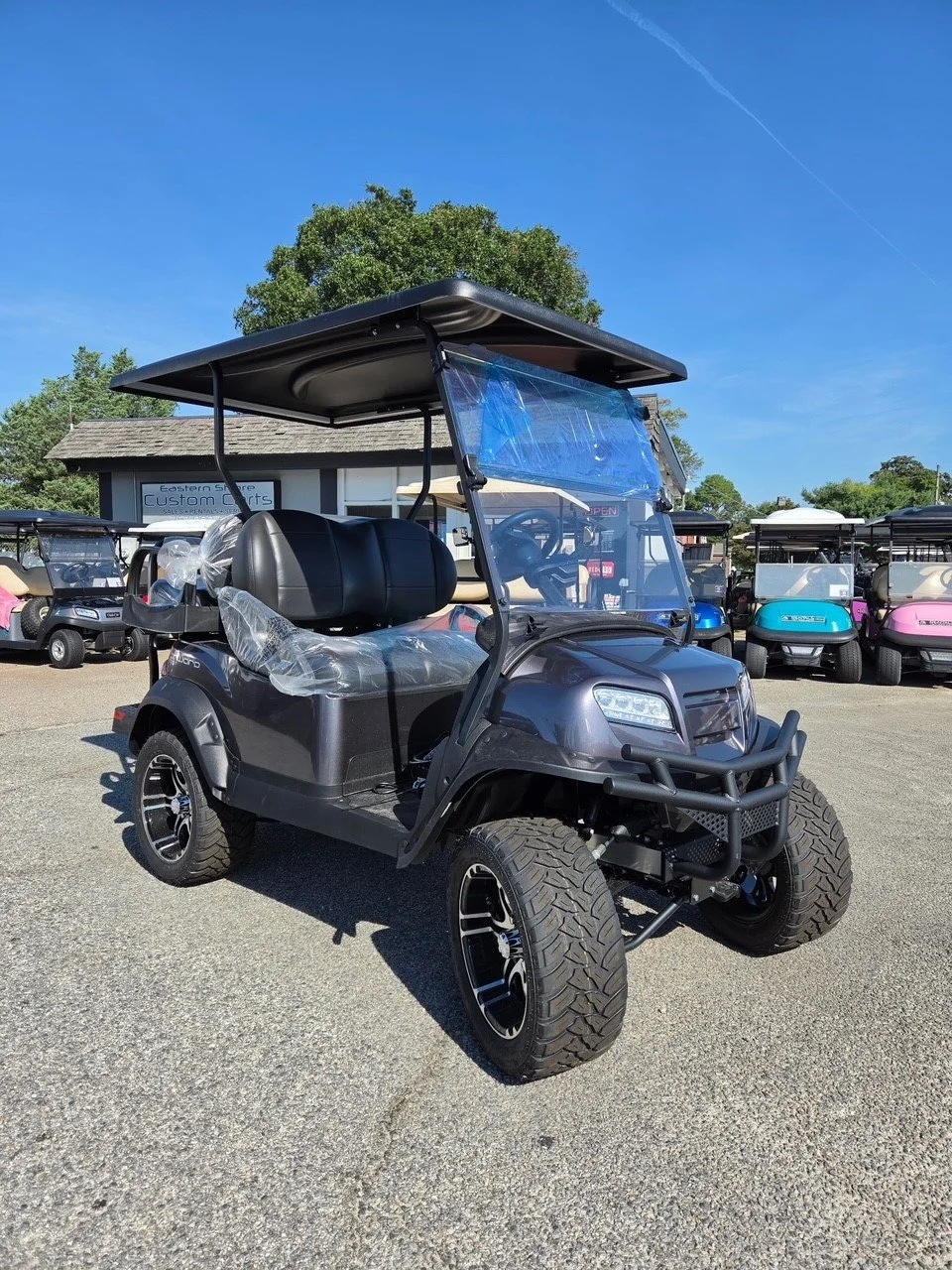 2027 Club Car Onward lifted - LED acid