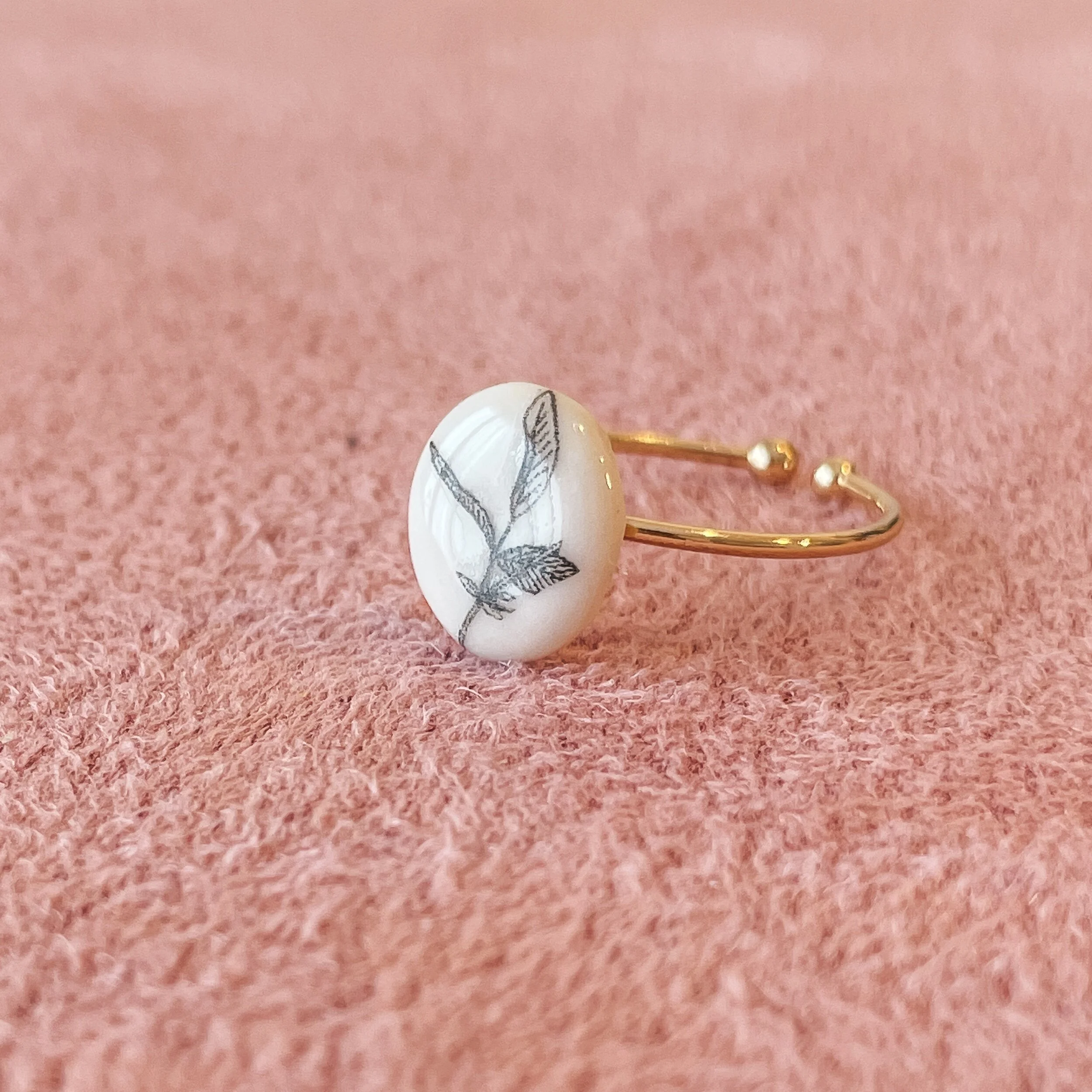 E874D89E-2737-4DAF-996B-89F0B3A4CE1C