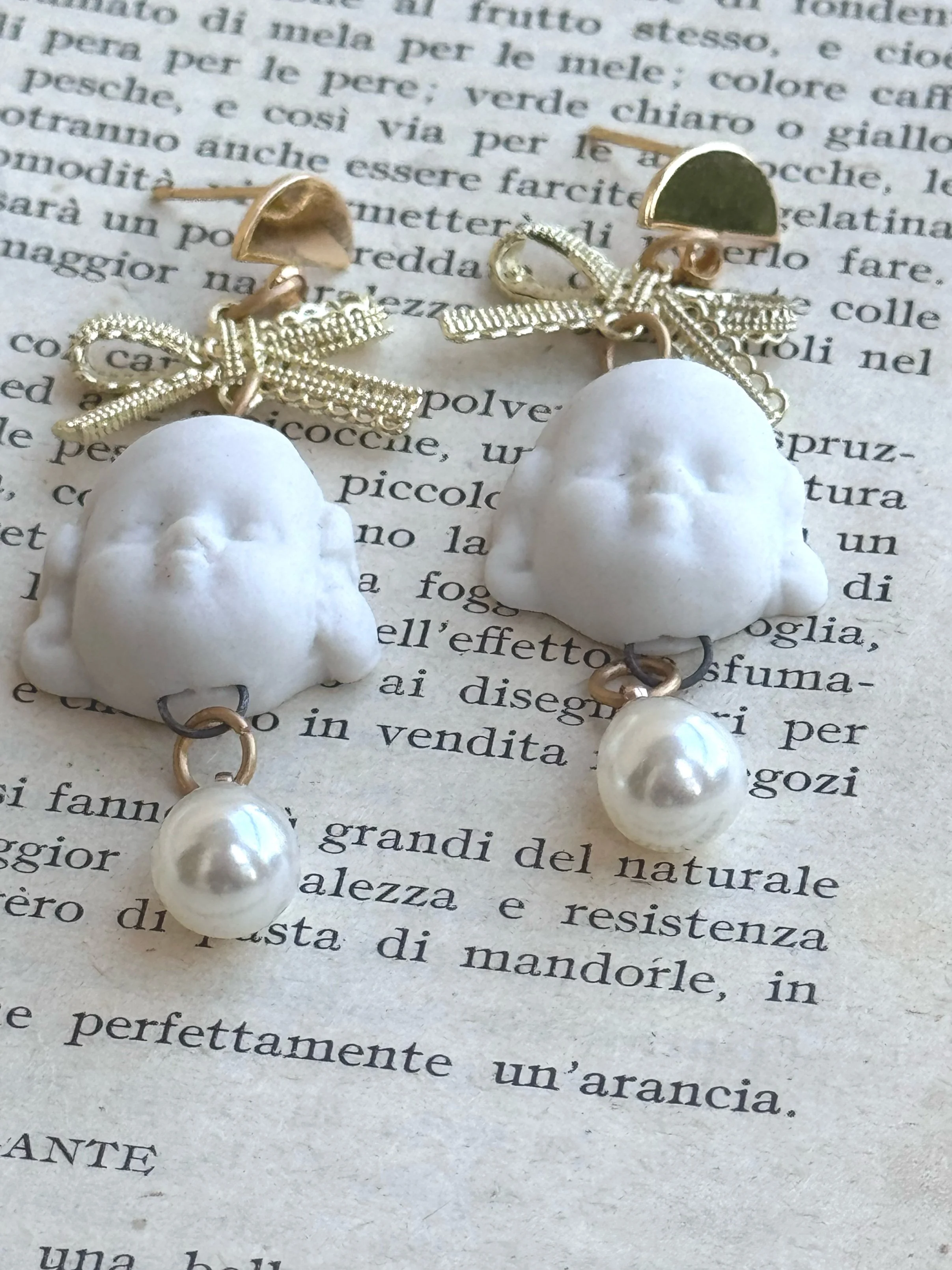 Zoedro-orecchini-BabyPop-pendenti-bianco_06.jpg