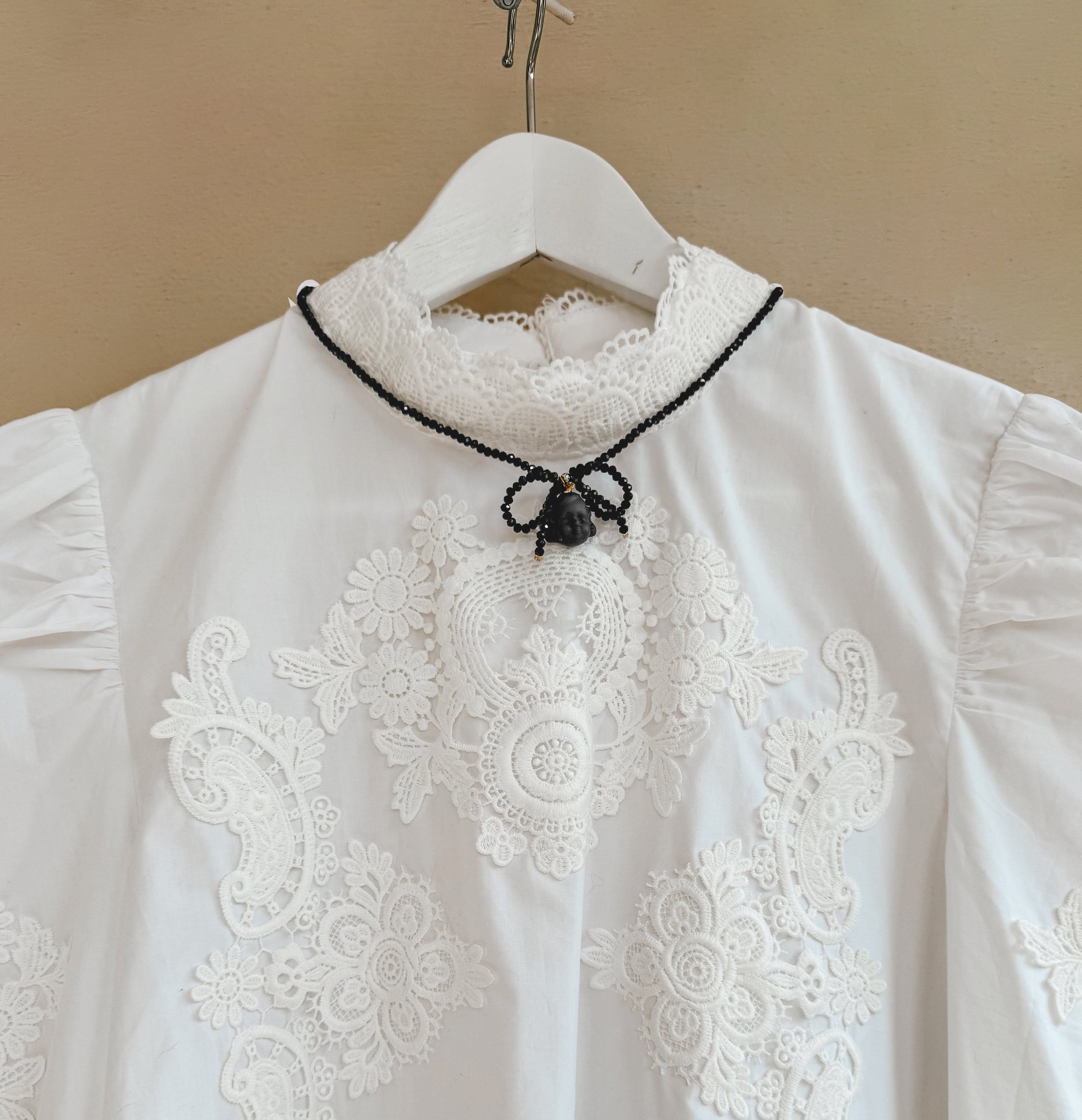 Zoedro-orecchini-BabyPop-collana-nero_02.jpg