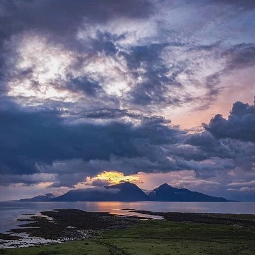 The Isle of Muck is proof that good things come in small packages. Check out this atmospheric shot of Gallanach Bay, from @riversflowandriversrun - overlooking the distinctive outline of the Isle of Rum. It&rsquo;s a great spot to look out for seals,