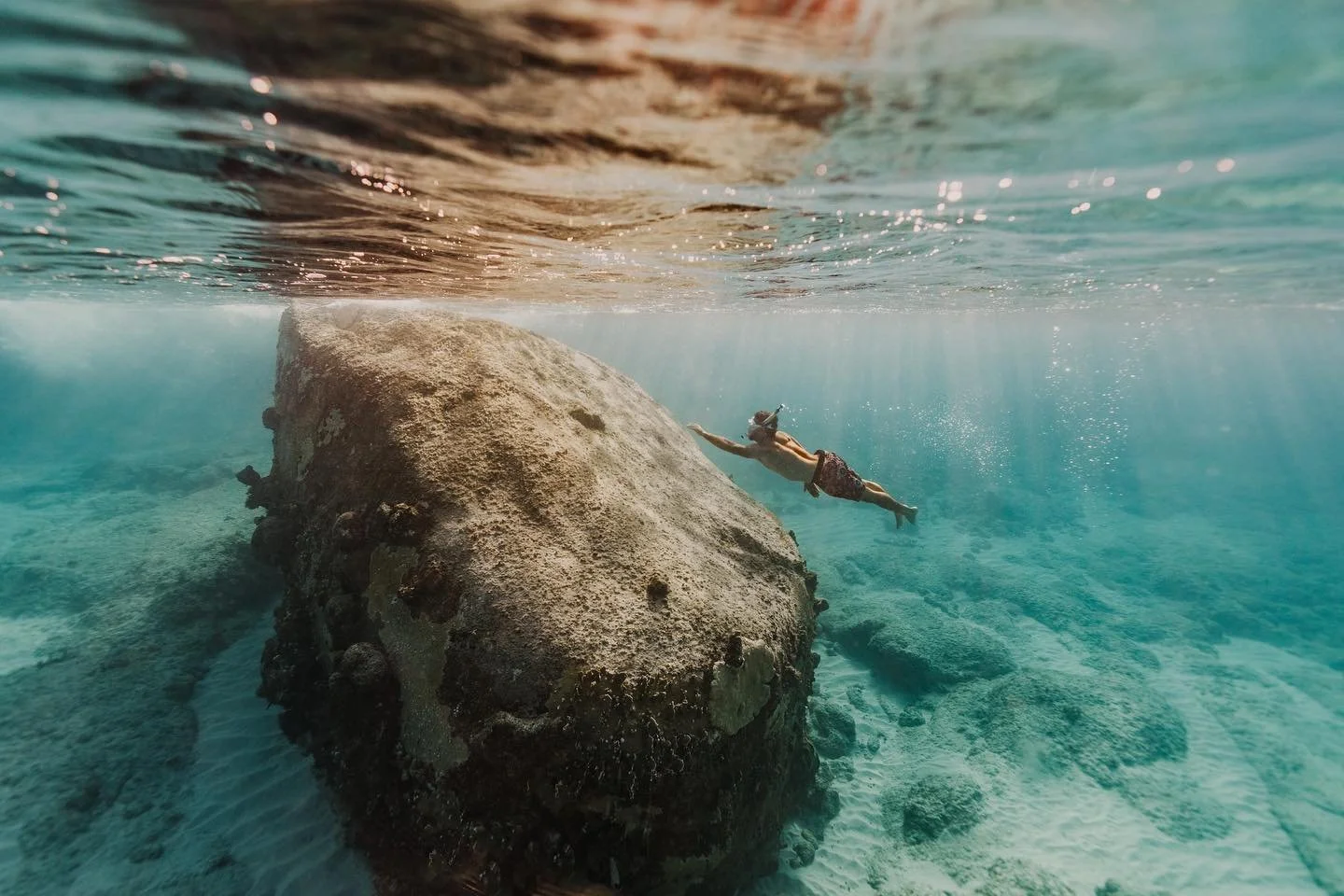Gave my brain a break from posting &hellip; but this magical weekend escape to Virgin Gorda last month deserves a little photo love.  Thank you sunrise.  @aquatech_imagingsolutions 🧜🏼&zwj;♂️ @thomasbhanna 

#adventureisoutthere #stoked #exploreoutd