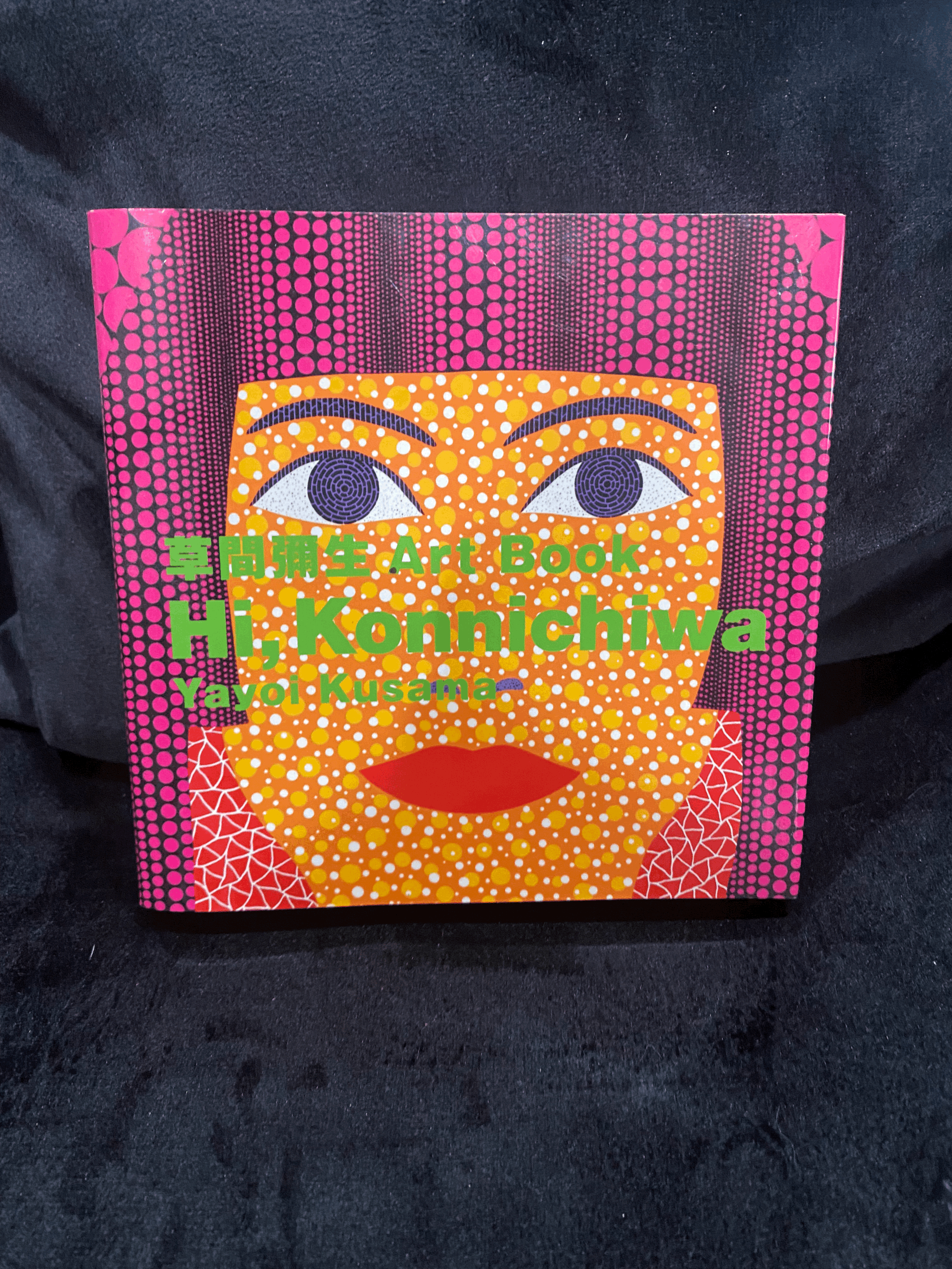 HI! KONNICHI WA! - YAYOI KUSAMA