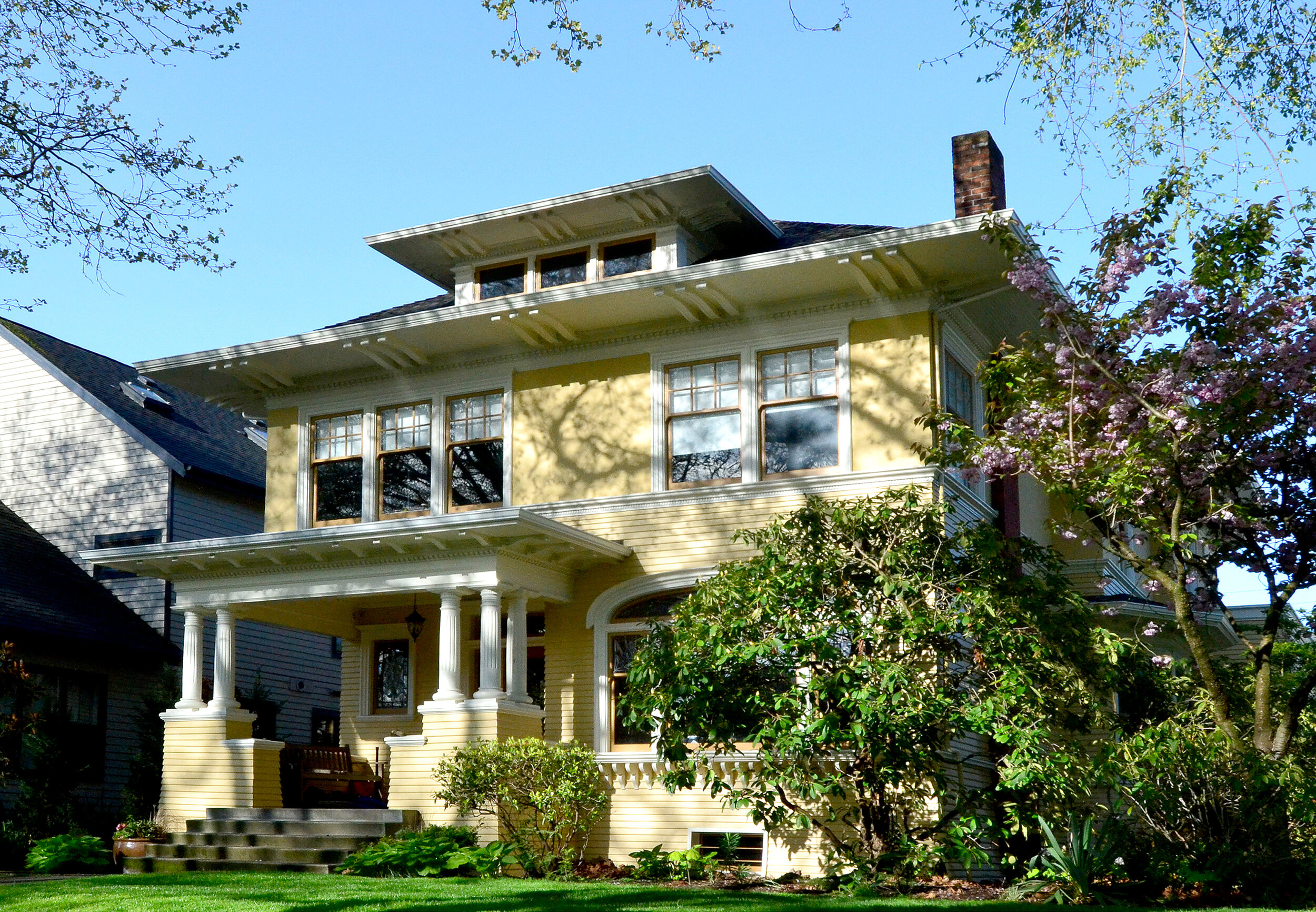 6 - Exterior Painting - Capitol Hill Craftsman - 707_16th.jpg