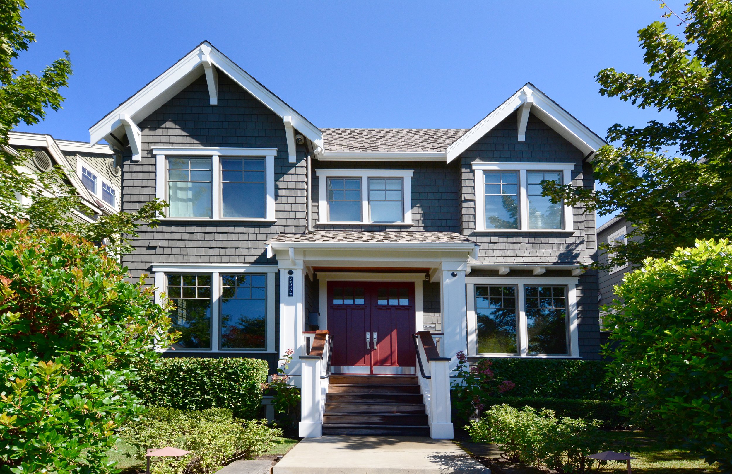 Queen (band) visual data 8