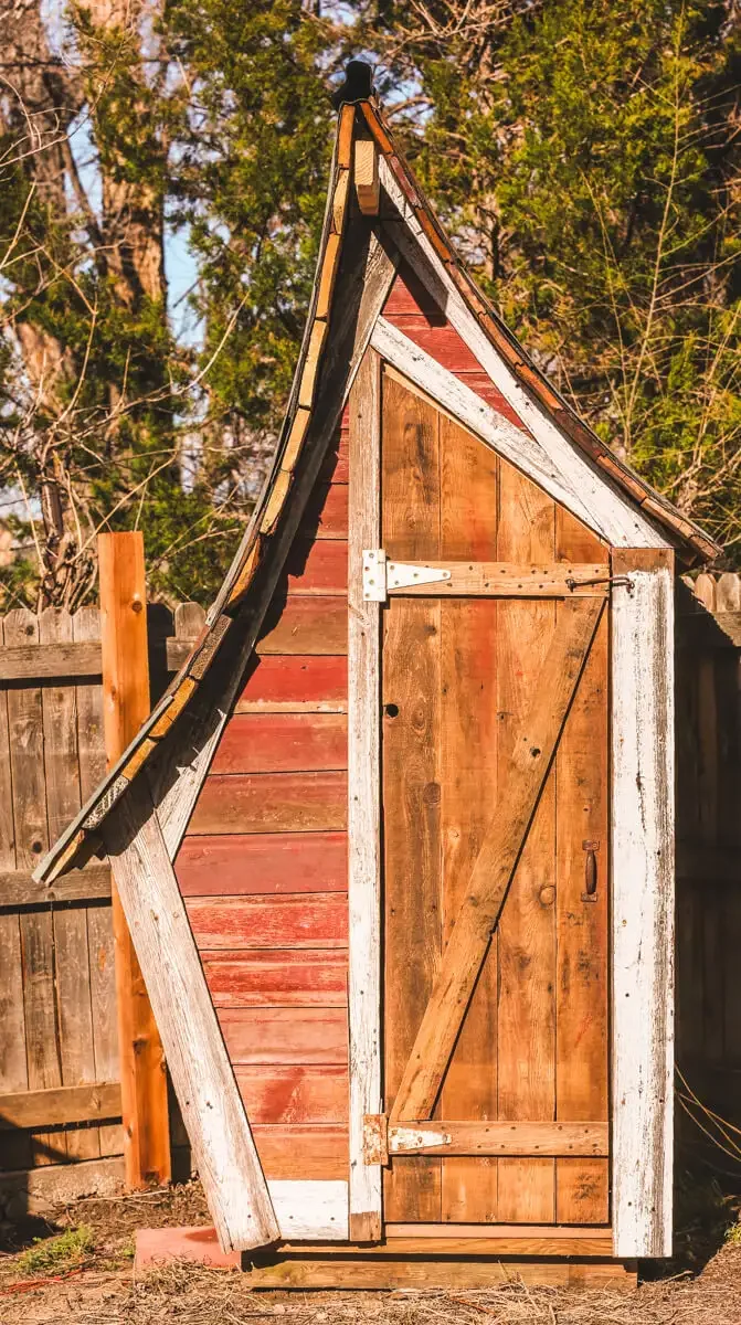 artistic-backyard-shed-michigan.webp