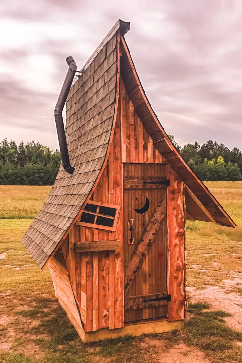 custom-wooden-shed.webp