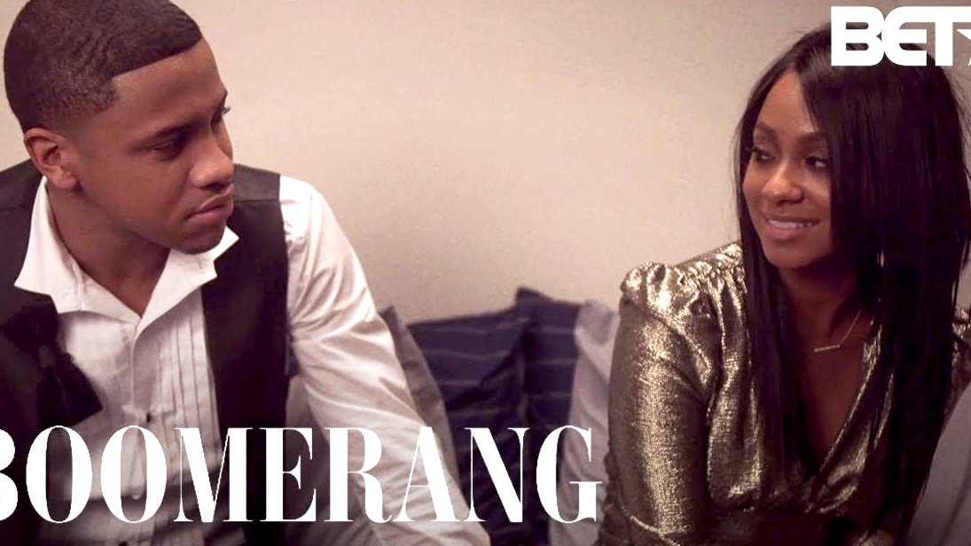  In this college flashback, Bryson and Simone reunite after a childhood friendship, Ari explores his sexuality, and David plans to make his relationship with Crystal official. 