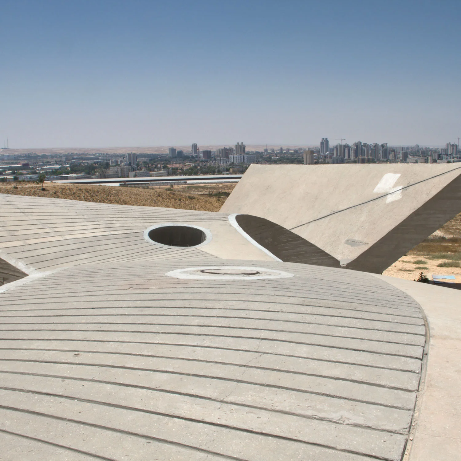 Negev Monument_Sara Moiola_08.jpg