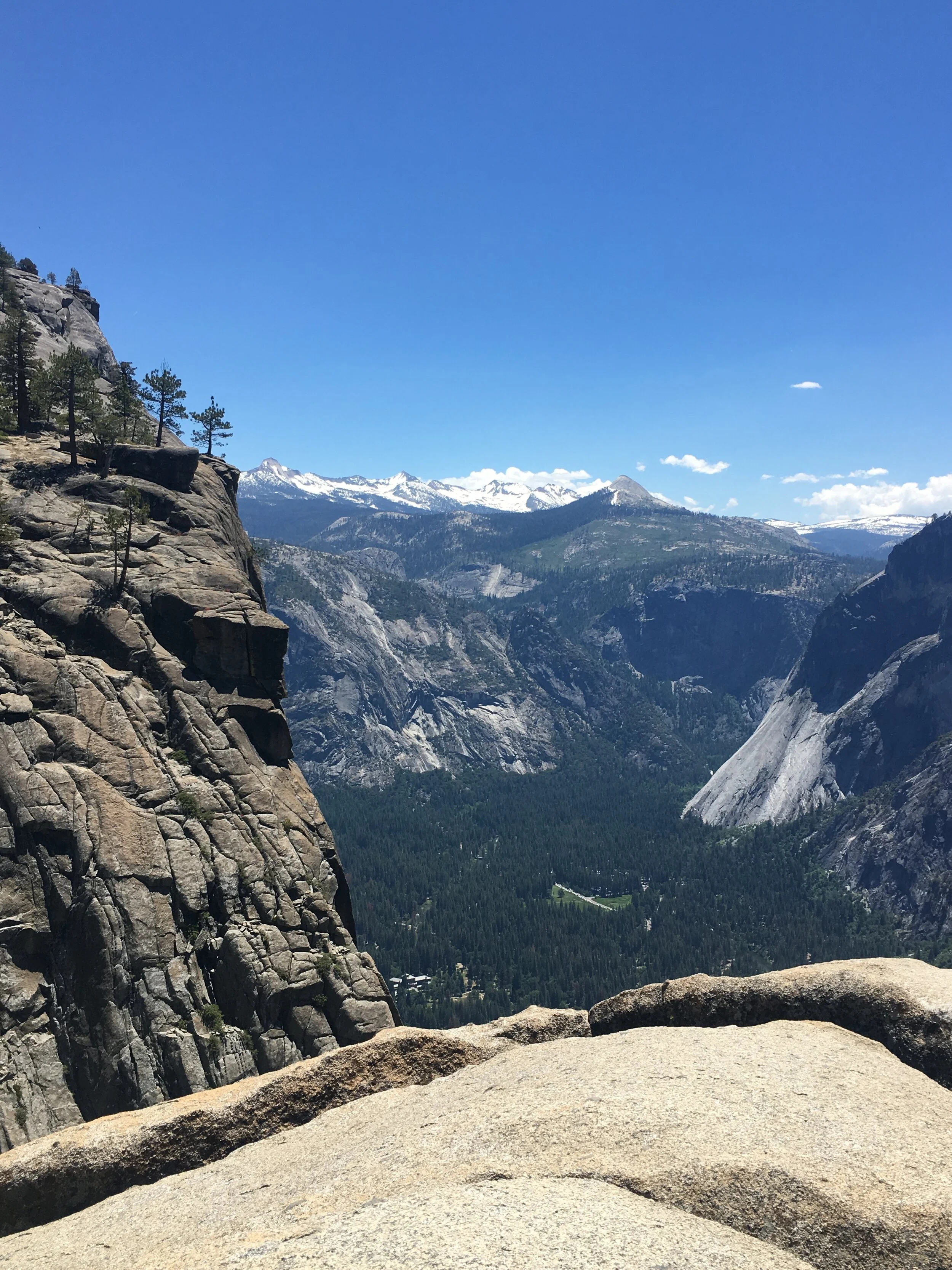 The Upper Yosemite Falls Hike