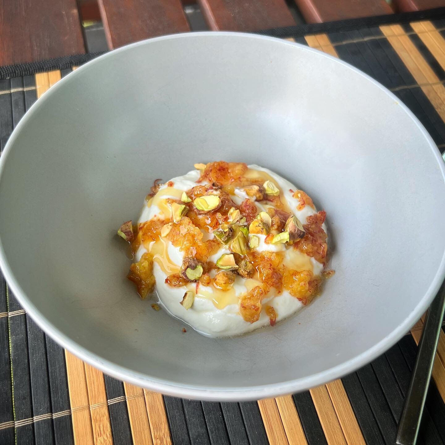 Greek Yogurt w/ Shaved Frozen Ontario Peach, Chopped Pistachios &amp; Salted Honey.
.
Honey: @wildlydelicious_distillery 
.
.
.
#breakfast #yogurt #yum #yummy #yumyum #homemade #eat #eatbetter #food #foodporn #recipe #sharefood #delicious #eating #fo