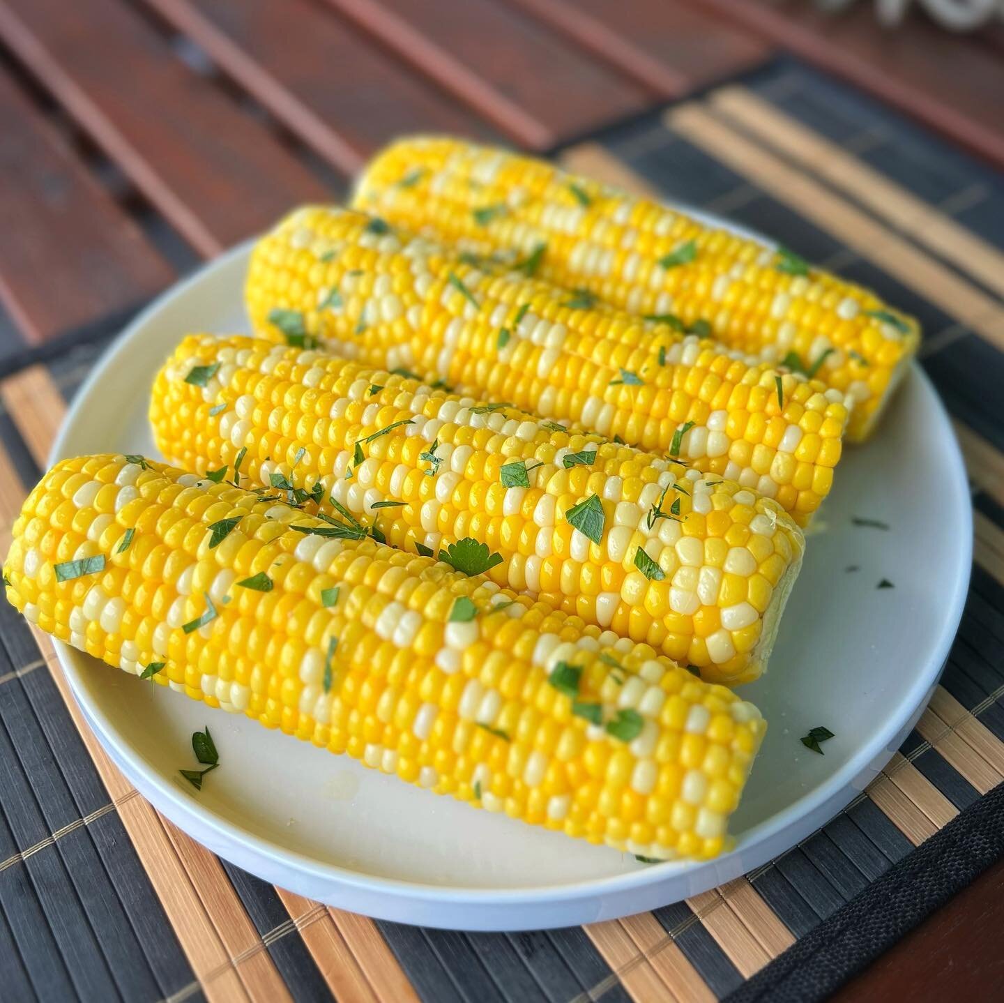 Fresh Ontario Corn Sous Vide w/ Plant Butter &amp; Fresh Rosemary from Garden.
.
.
.
#corn #cornoncob #sousvide #local#yum #yummy #yumyum #homemade #eat #eatbetter #food #foodporn #recipe #sharefood #delicious #eating #foodpic #foodpics #cooking #hun